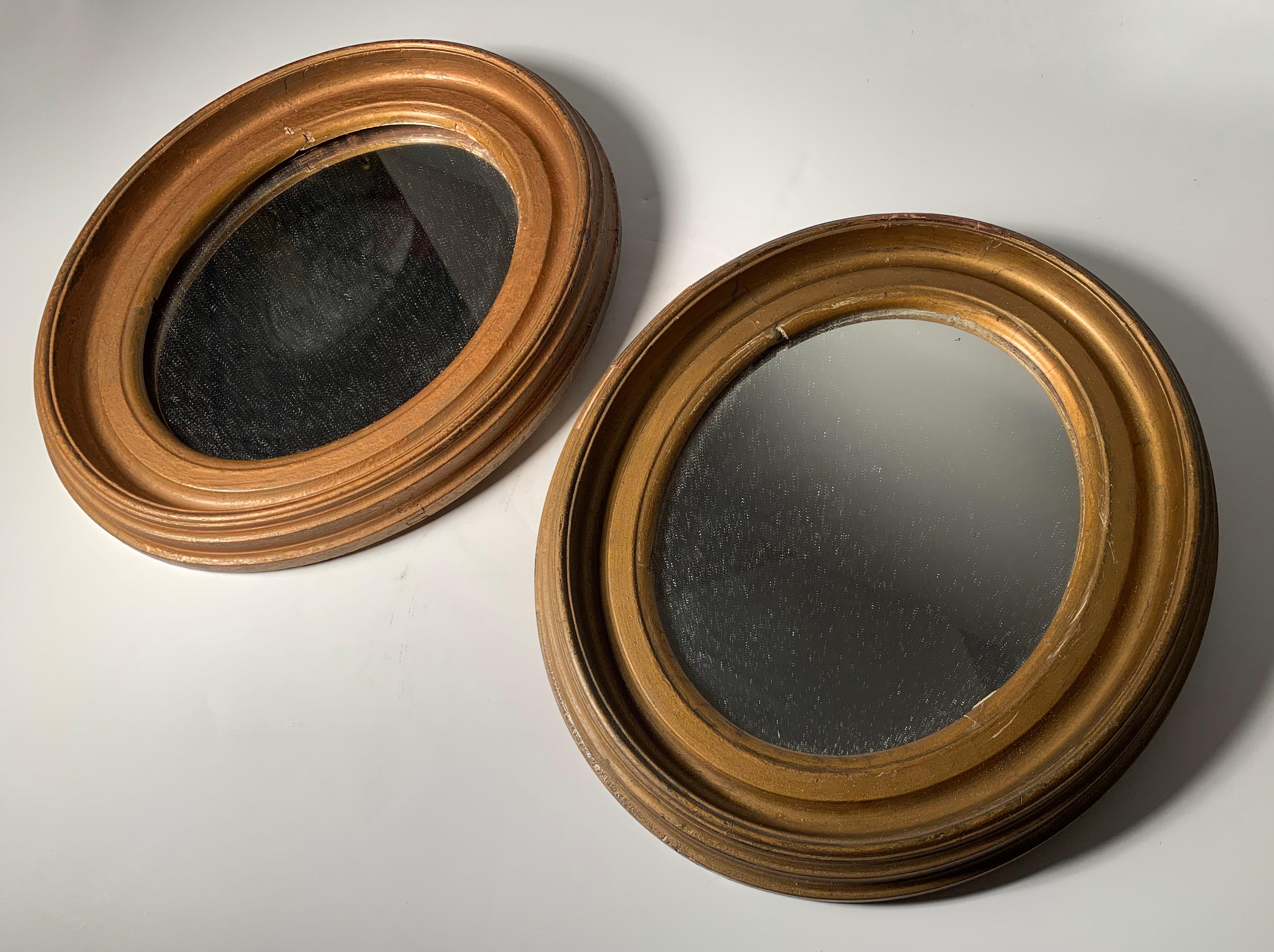 Wood Pair of Vintage Miniature Italian Gilt Oval Frame Mirrors For Sale
