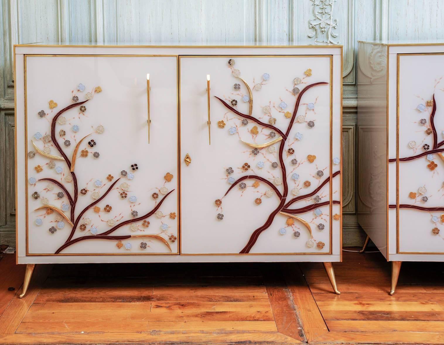Pair of vintage cabinets, ivory color mirror, Murano glass sculpted cherry tree flowers, fillet and handle in brass.