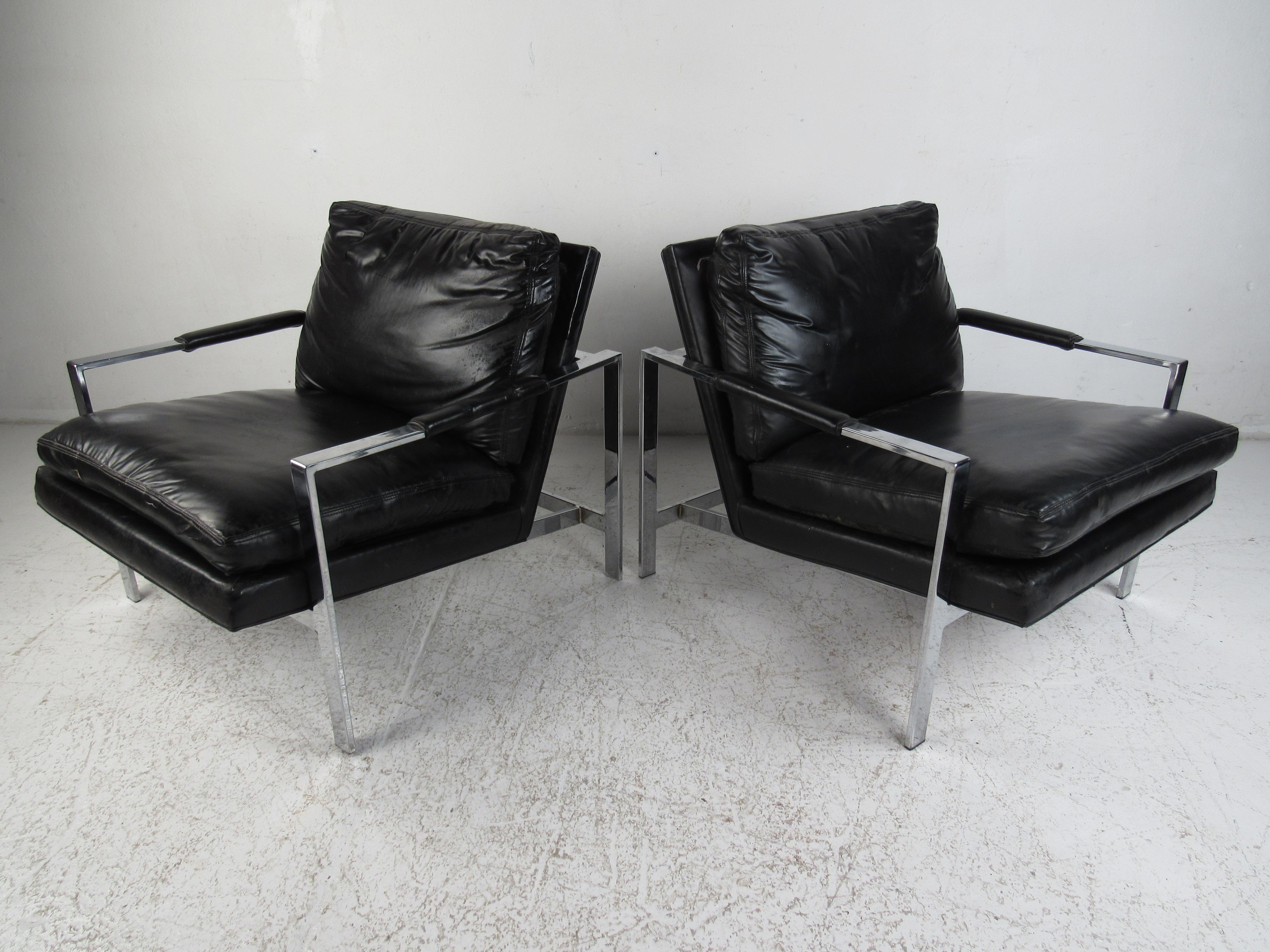 Mid-Century Modern Pair of Vintage Modern Milo Baughman Lounge Chairs for Thayer Coggin