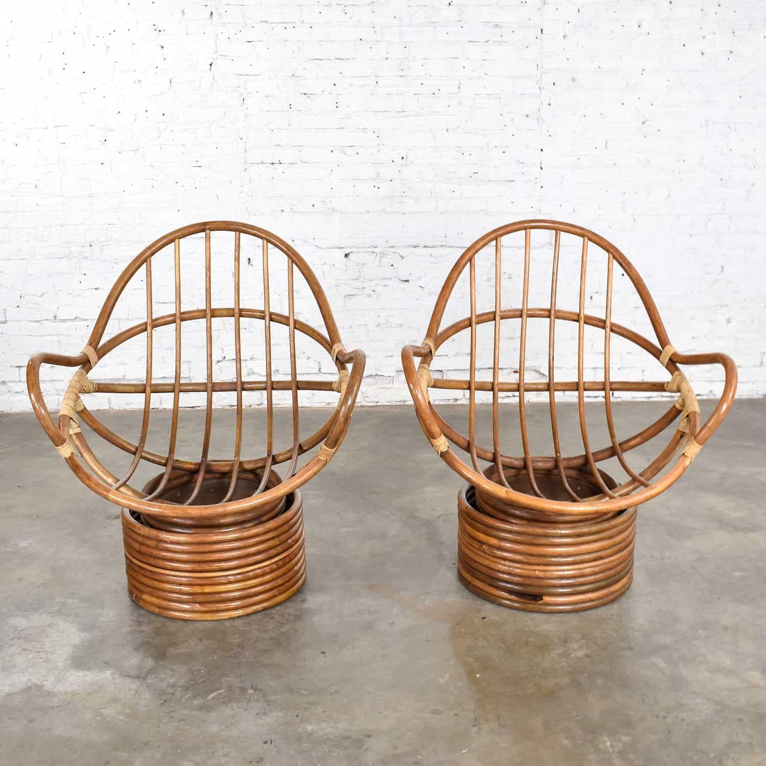 Mid-Century Modern Pair of Vintage Modern Rattan Swivel Mamasan Bucket Lounge Chairs, 1970