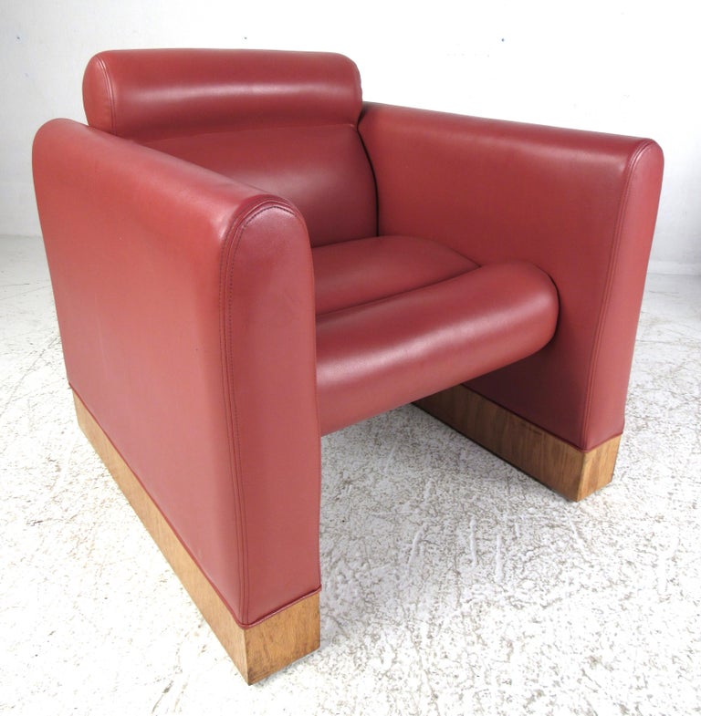 Pair of Vintage Modern Vinyl Lounge Chairs by Charlotte Chair Co. For