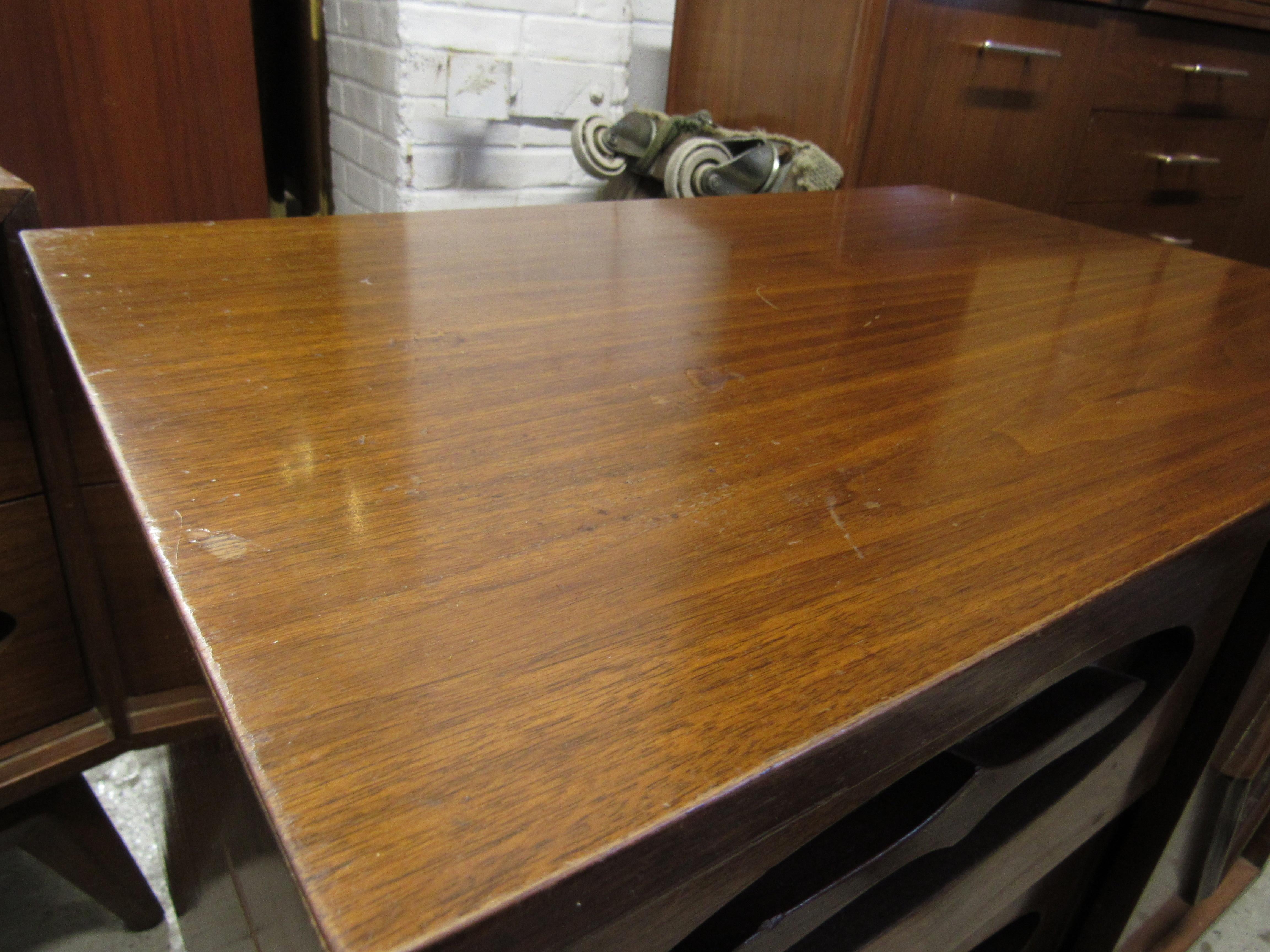 Pair of Vintage Modern Walnut End Tables 5