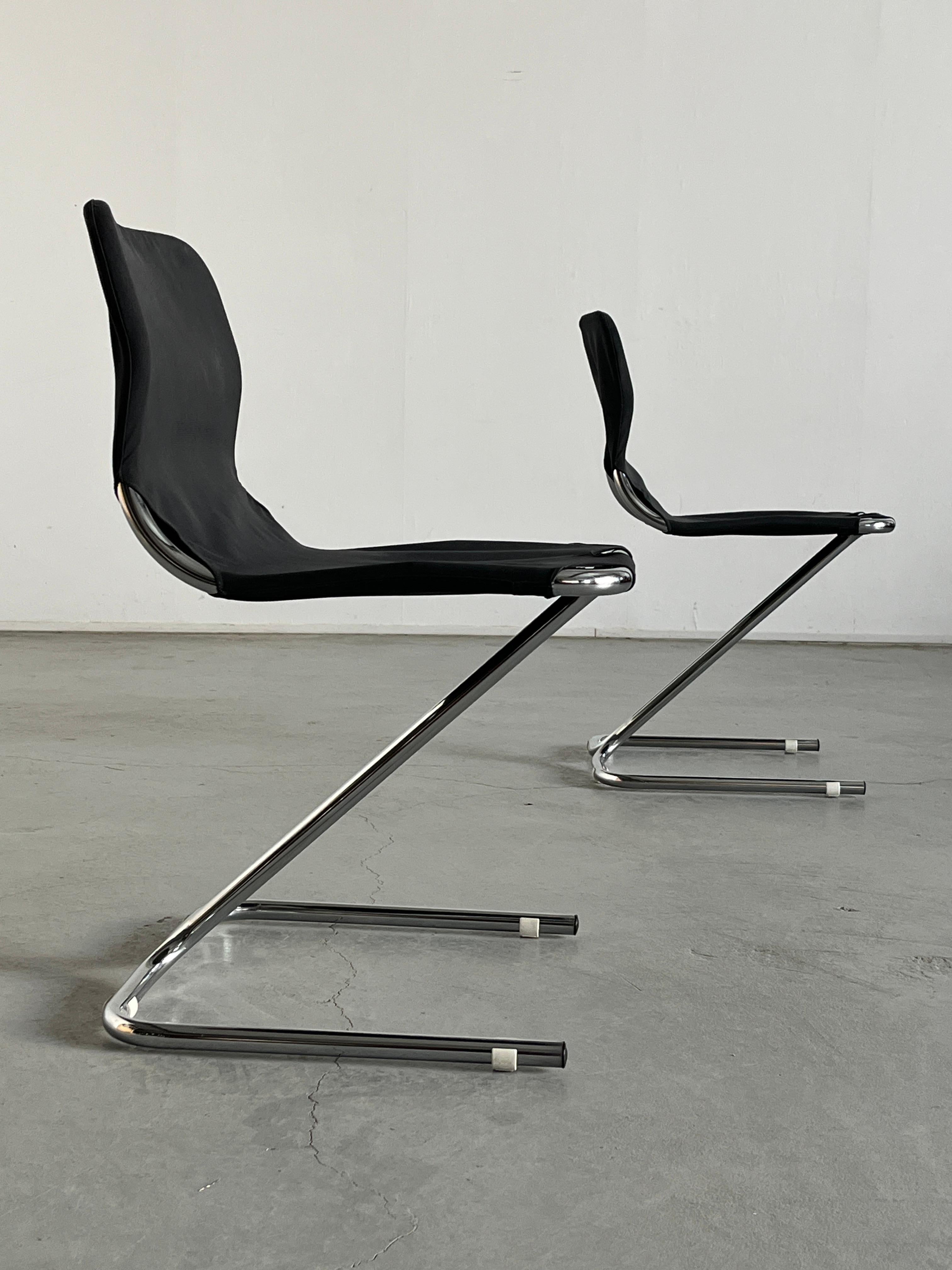 Pair of Vintage Modernist 'Formula' Cantilever Dining Chairs by Dux, 1968 Sweden In Good Condition In Zagreb, HR