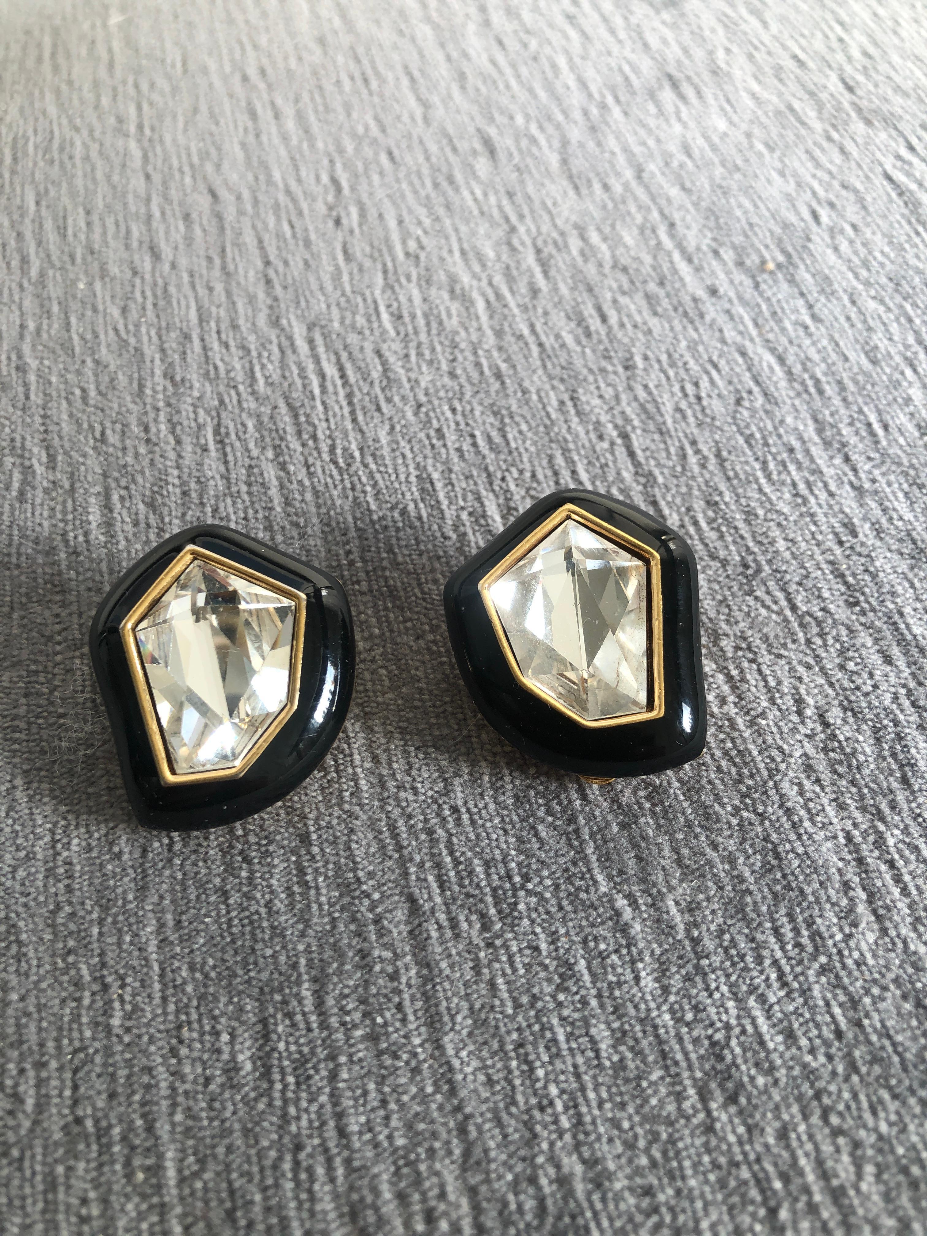 Par de Pendientes de clip Glam modernistas vintage de Daniel Swarovski Modernista en venta