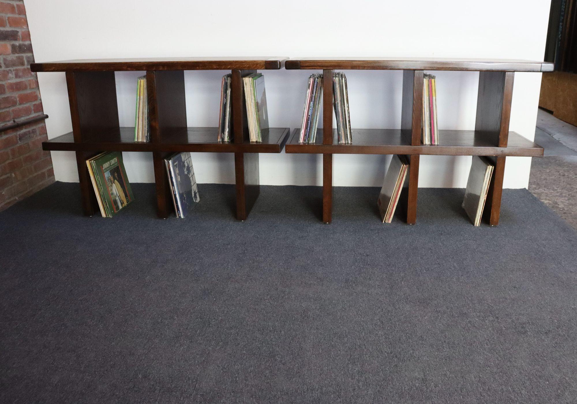 Coppia di librerie modulari vintage / scaffali per dischi in frassino tinto in vendita 1