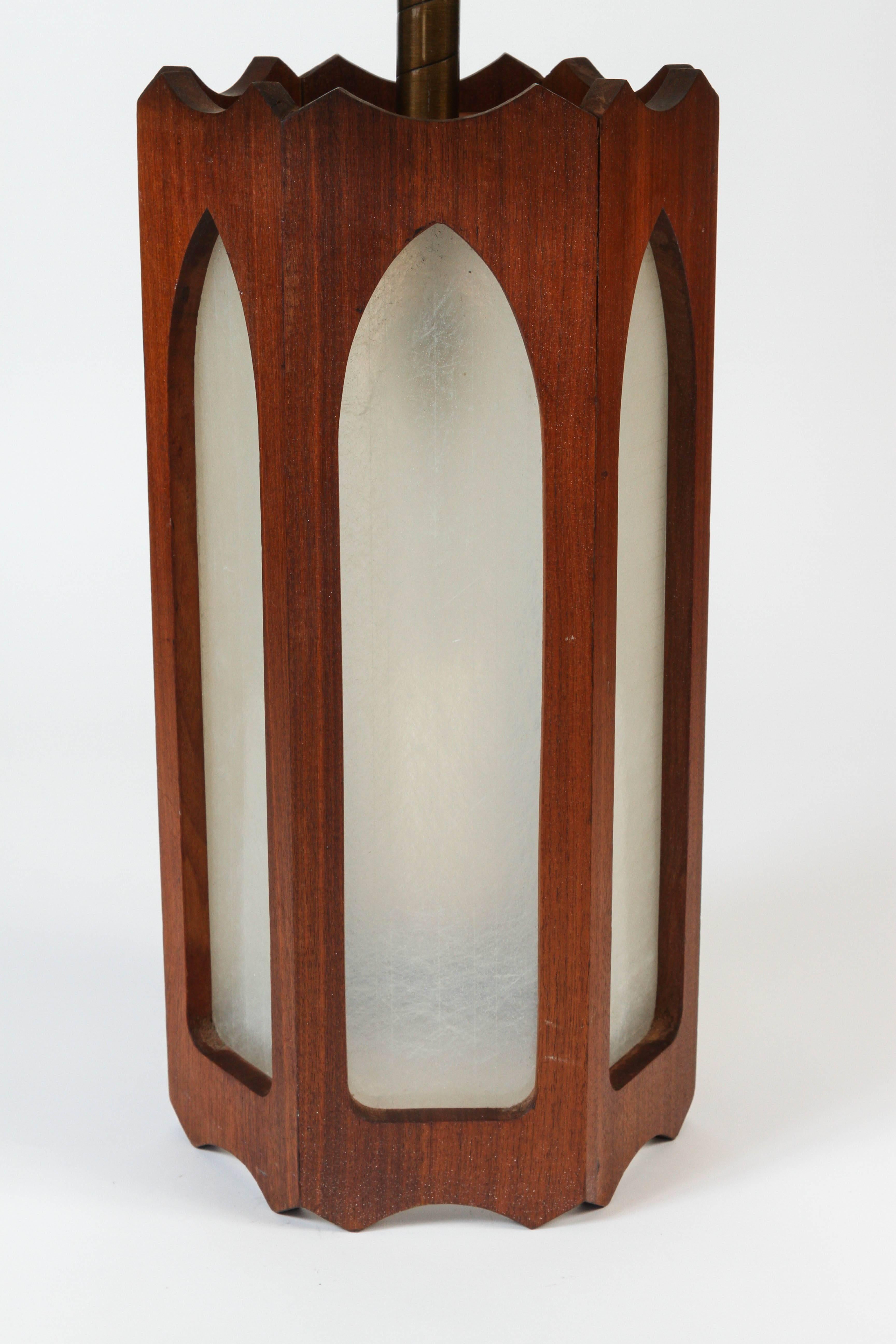 Pair of Vintage c. 1970s Moorish Style Lamps In Excellent Condition In Pasadena, CA