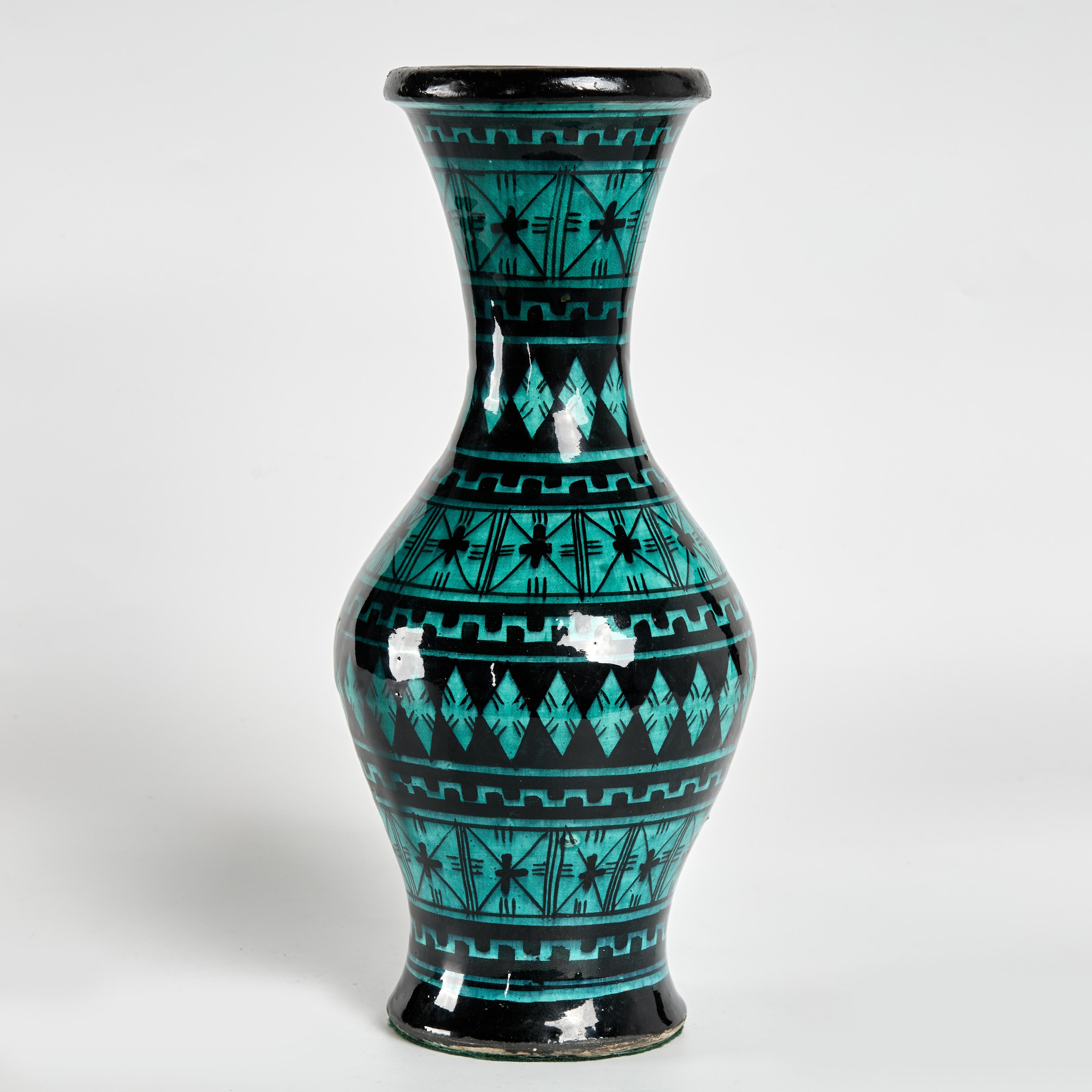 20ième siècle Paire de vases vintage en poterie émaillée Safi du Maroc en vente