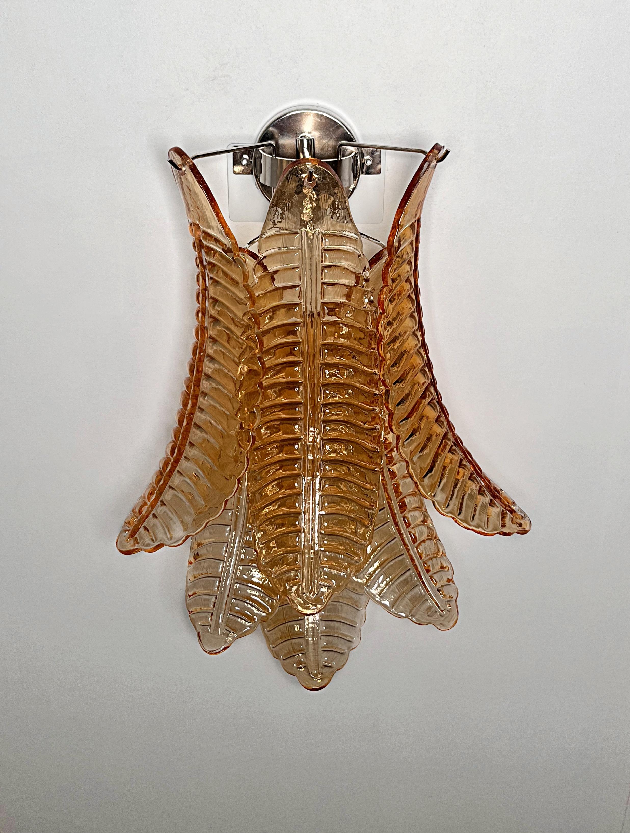 Pareja de apliques vintage de cristal Felci ámbar de Murano Vidrio artístico en venta