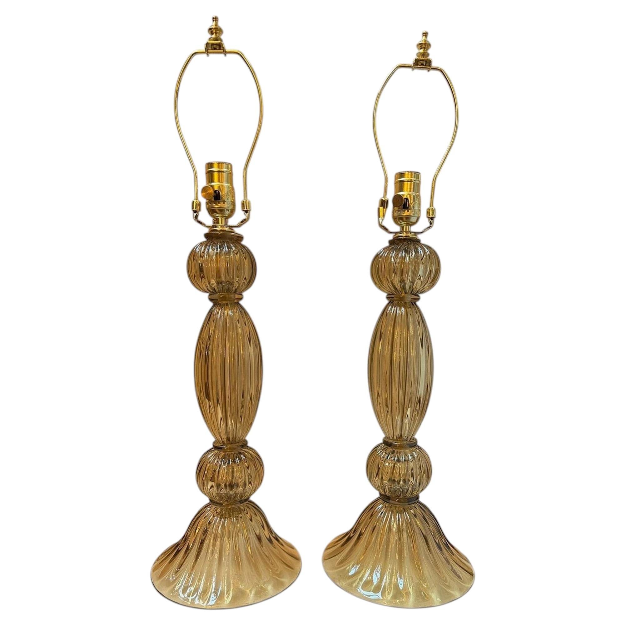 Ein Paar Vintage-Murano-Lampen