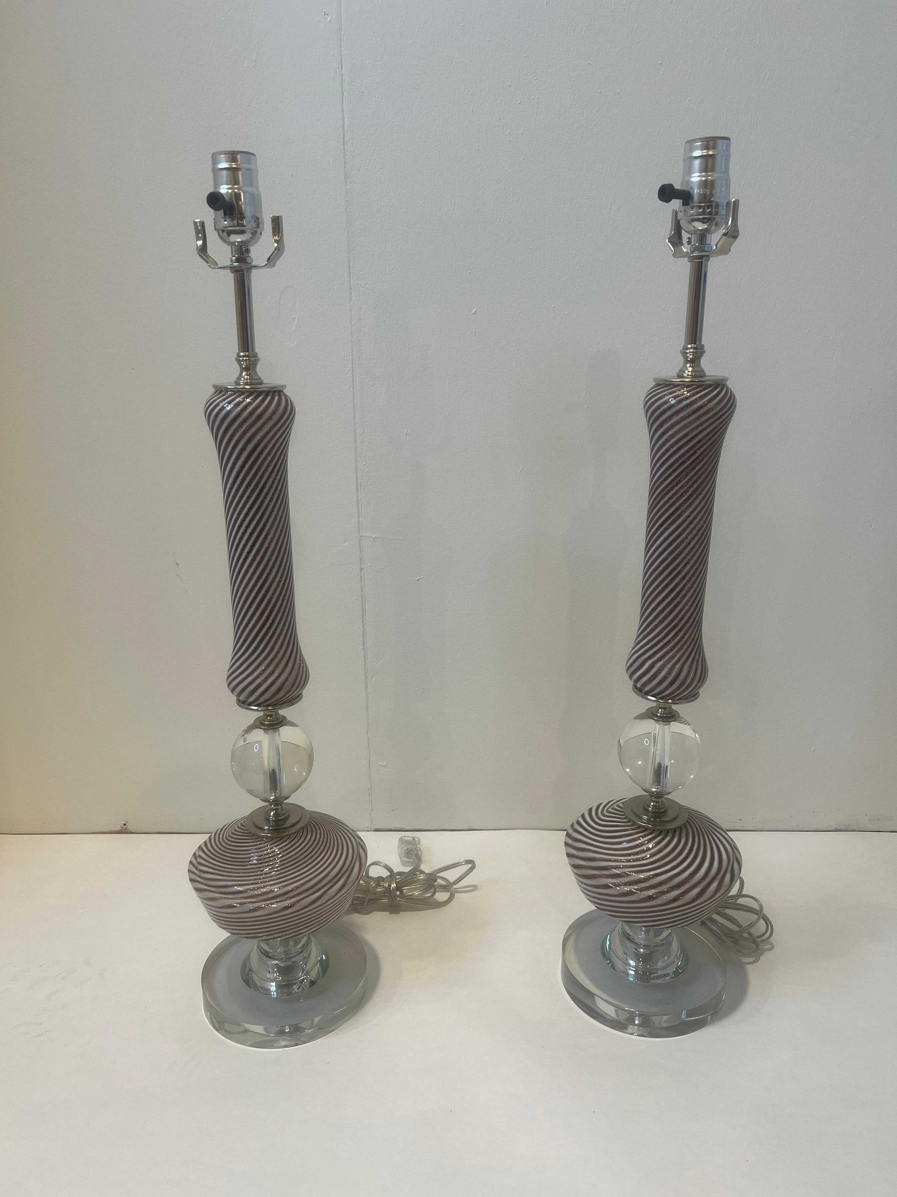 Mid-Century Modern Paire de lampes vintage de Murano en vente