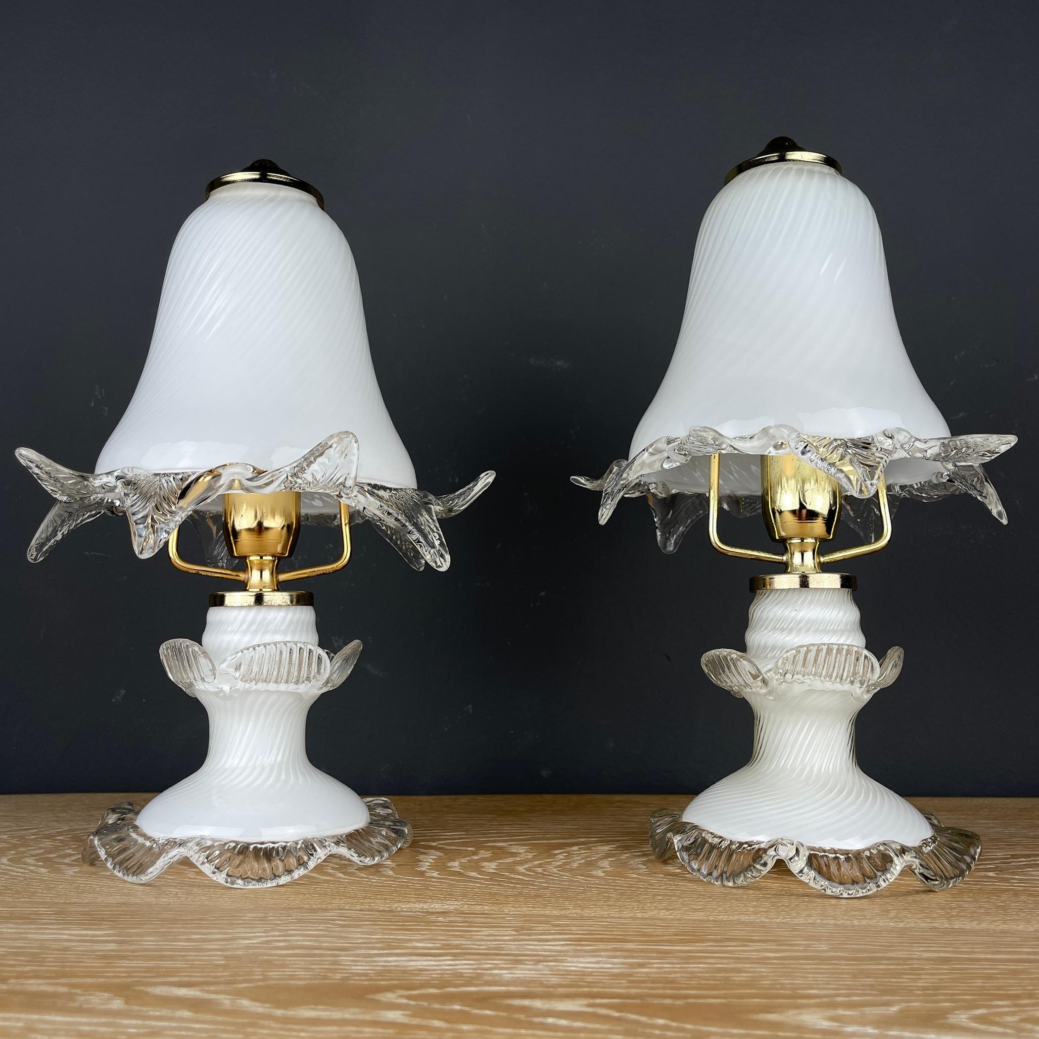 Mid-Century Modern Paire de lampes de table de nuit vintage murano, Italie, années 1980  en vente