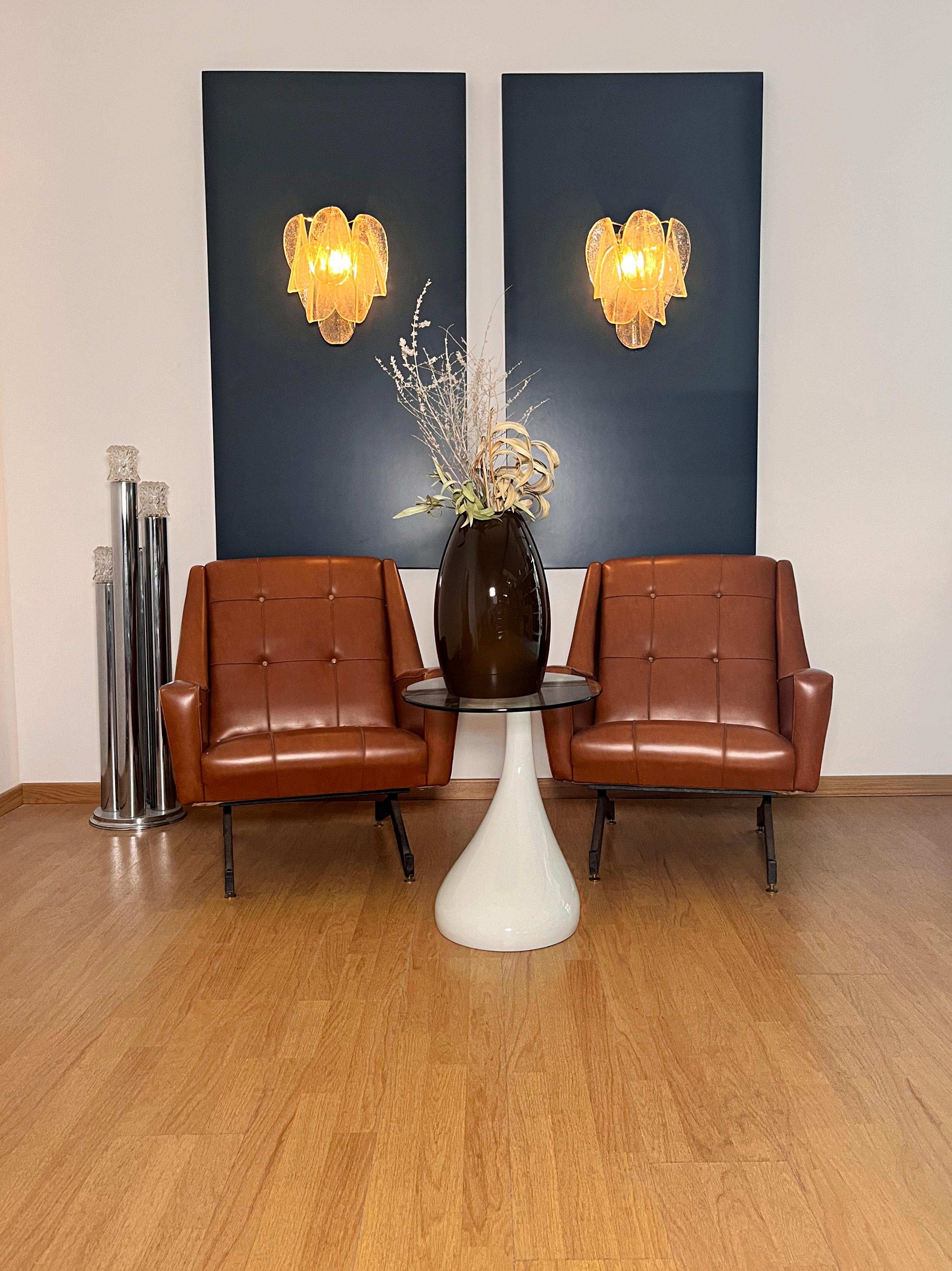 Pair of vintage Murano Rondini wall sconces – gold glass petals For Sale 2