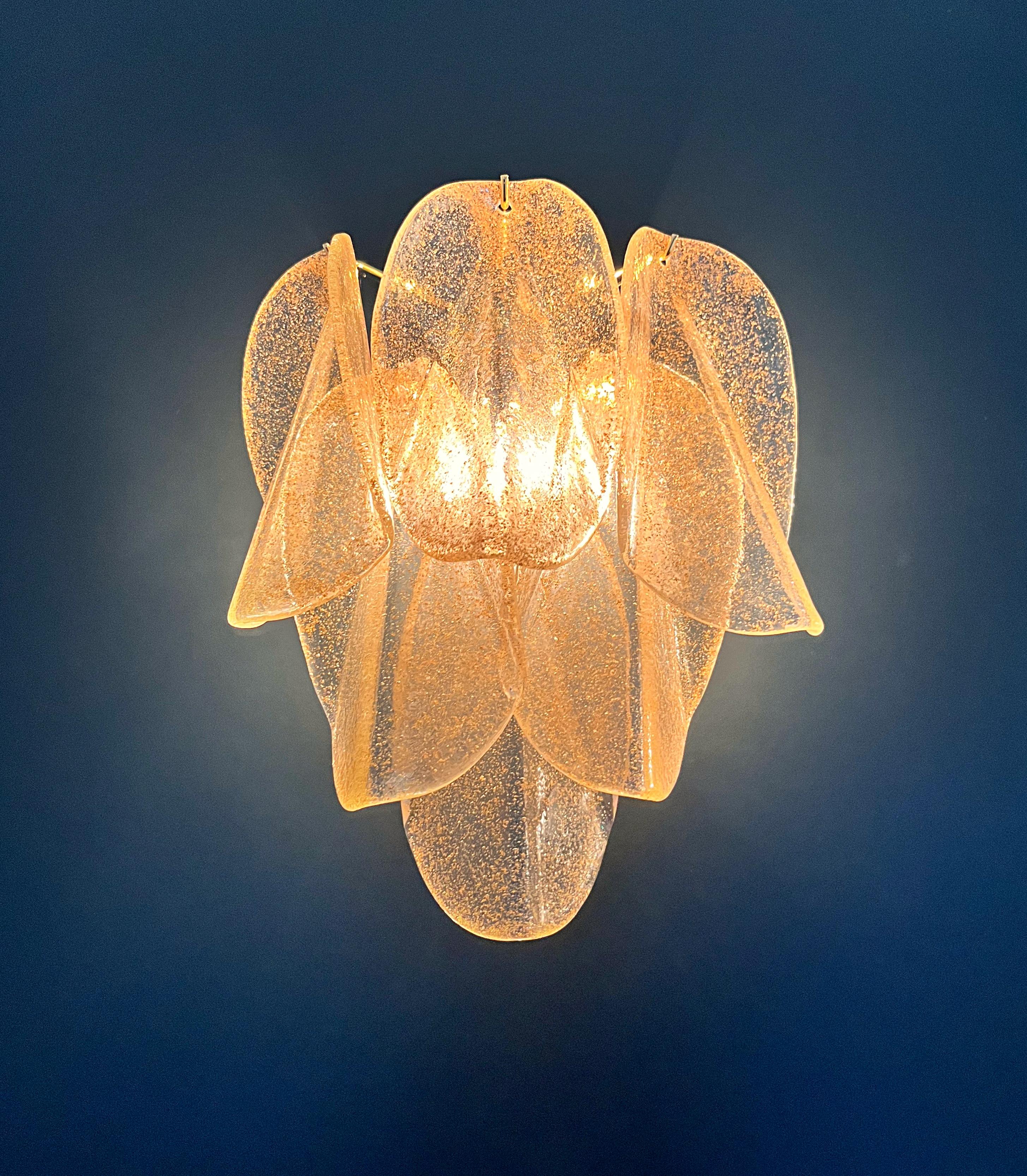Pair of vintage Murano Rondini wall sconces – gold glass petals For Sale 6