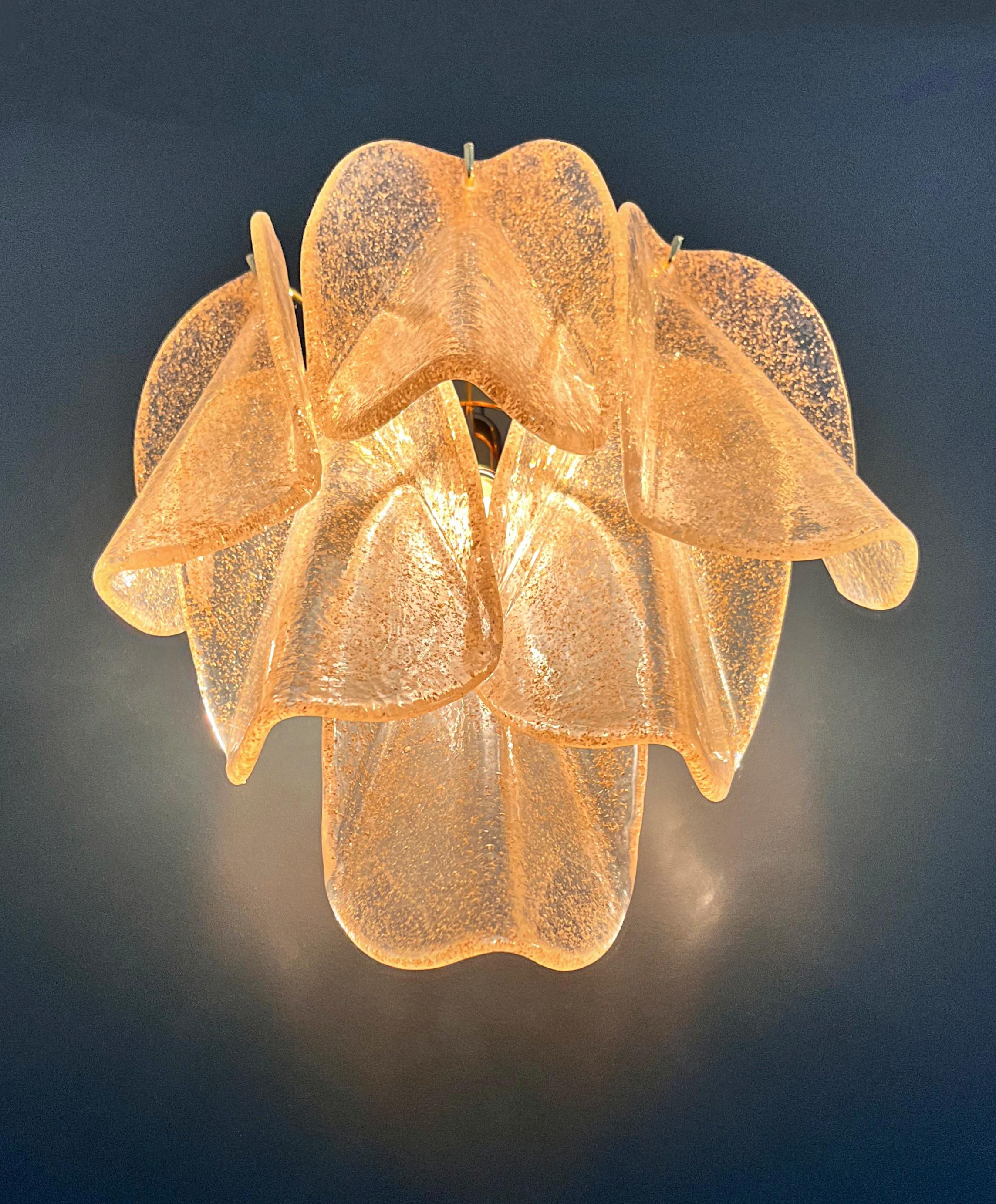 Pair of vintage Murano Rondini wall sconces – gold glass petals For Sale 7