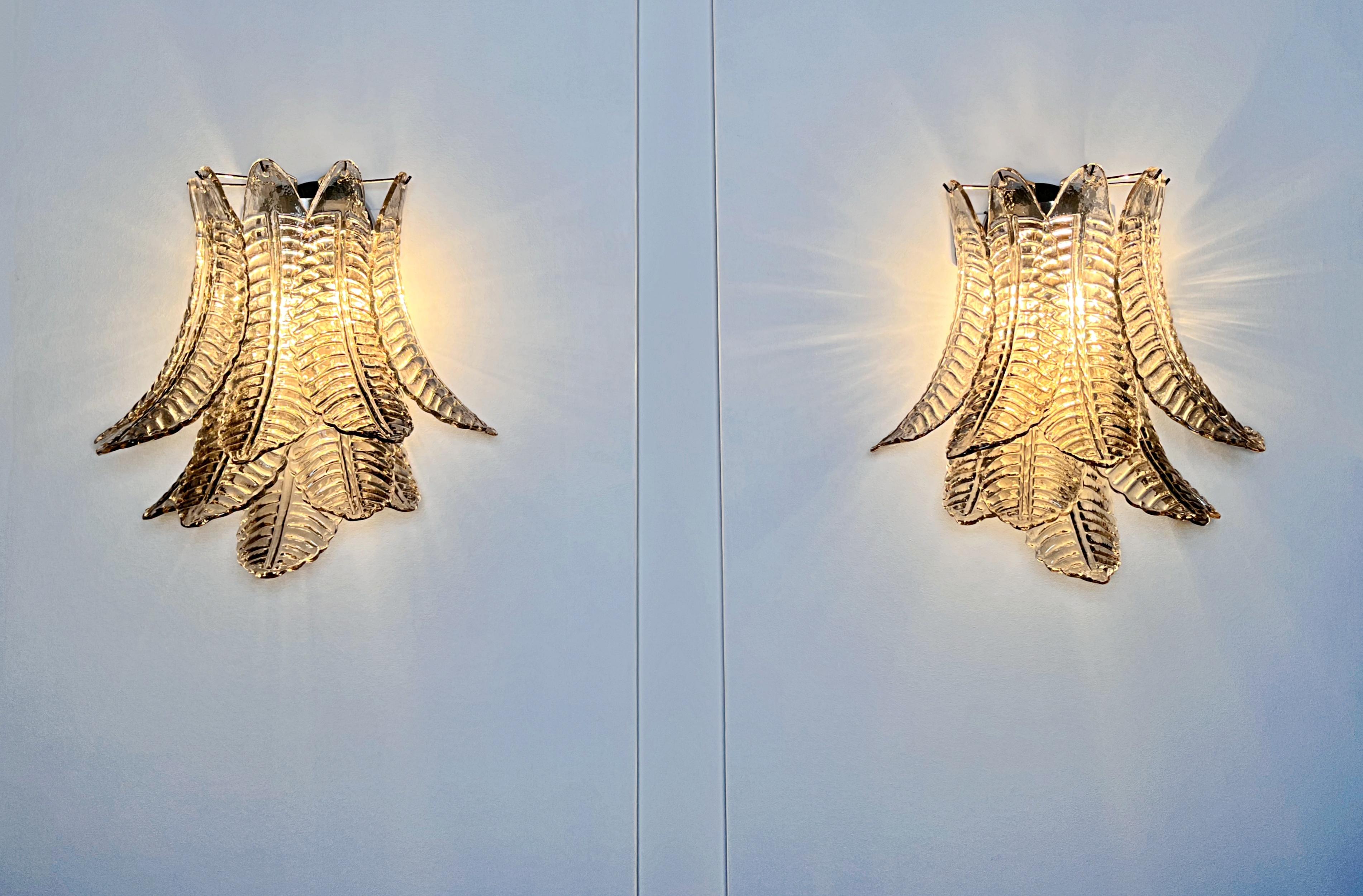 Coppia di applique Felci a sei livelli di Murano vintage - vetri fumé in vendita 5