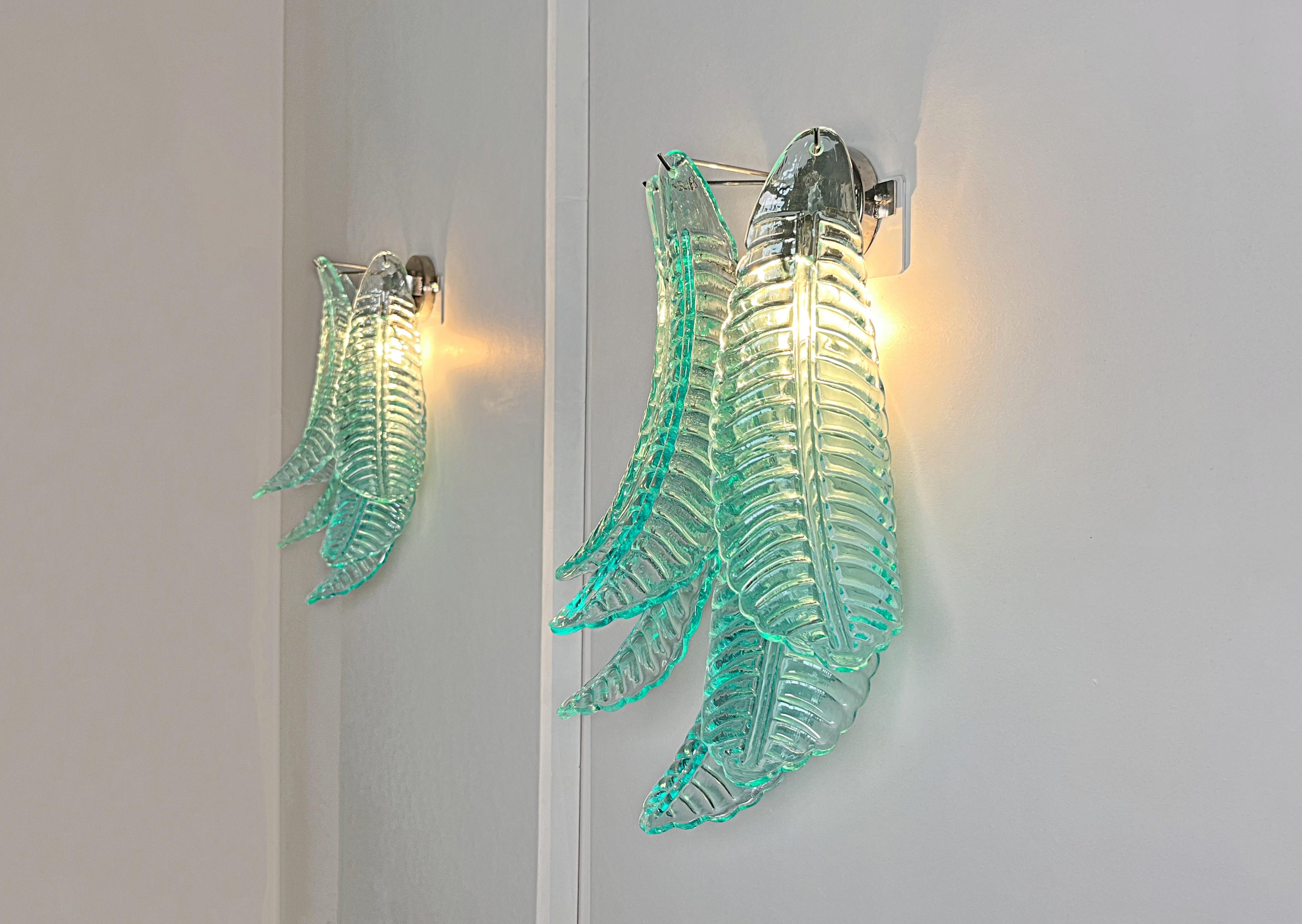 Pair of vintage Murano turquoise Felci Glass wall sconces en venta 7