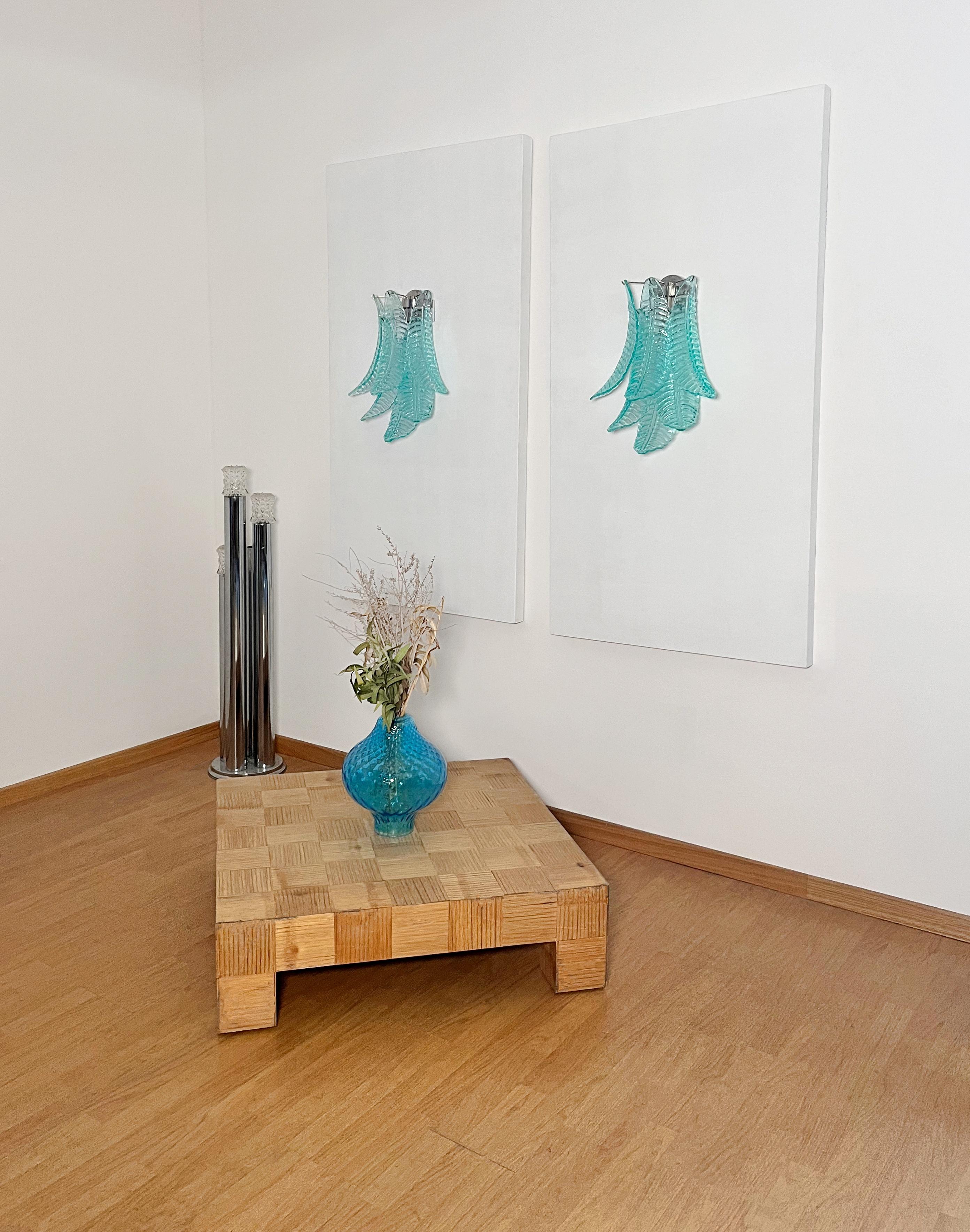 Pair of vintage Murano turquoise Felci Glass wall sconces Italiano en venta