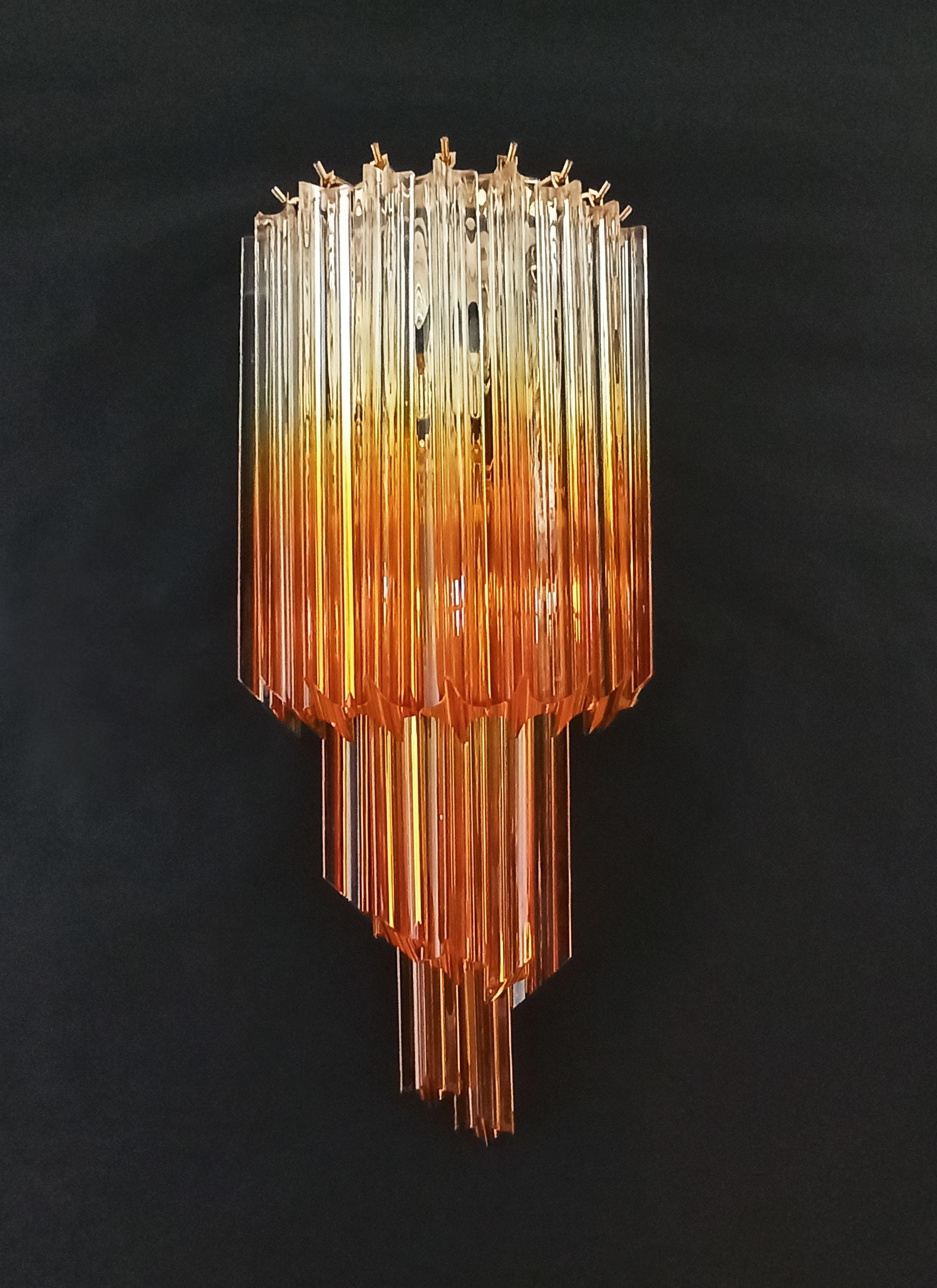 Pair of Vintage Murano Wall Sconce, 32 Quadriedri Trasparent and Amber Prism For Sale 11
