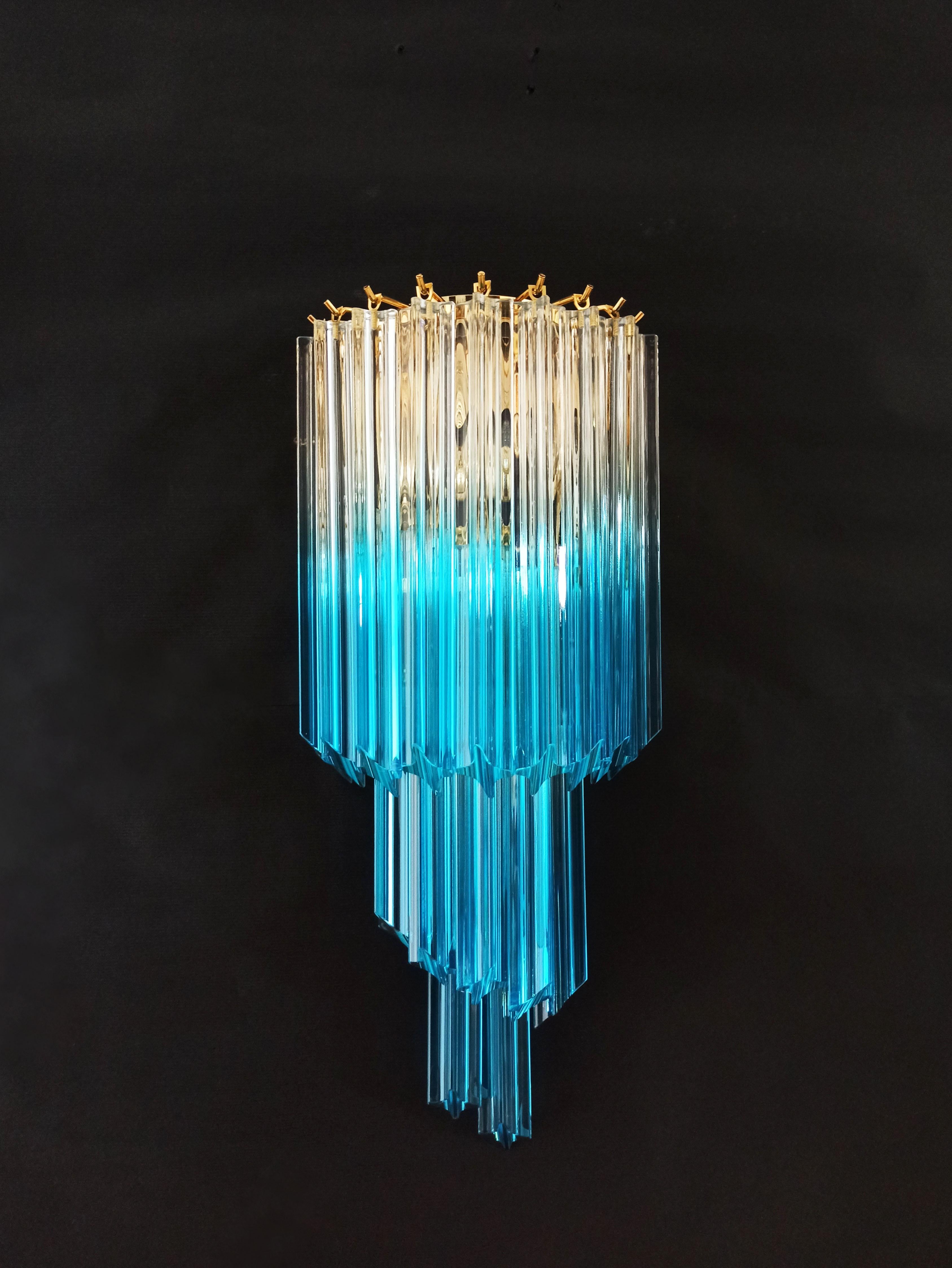 Mid-Century Modern Pair of Vintage Murano Wall Sconce, 32 Quadriedri Transparent and Blue Prism
