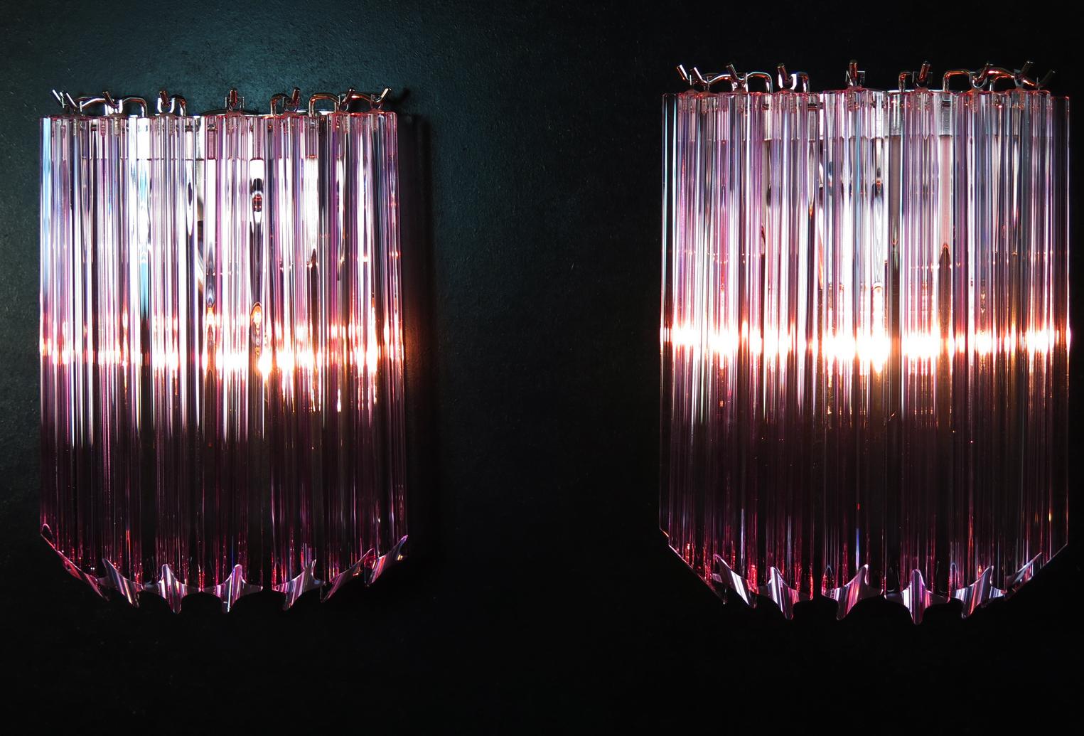 Art Glass Pair of Vintage Murano Wall Sconce, 9 Pink Quadriedri For Sale