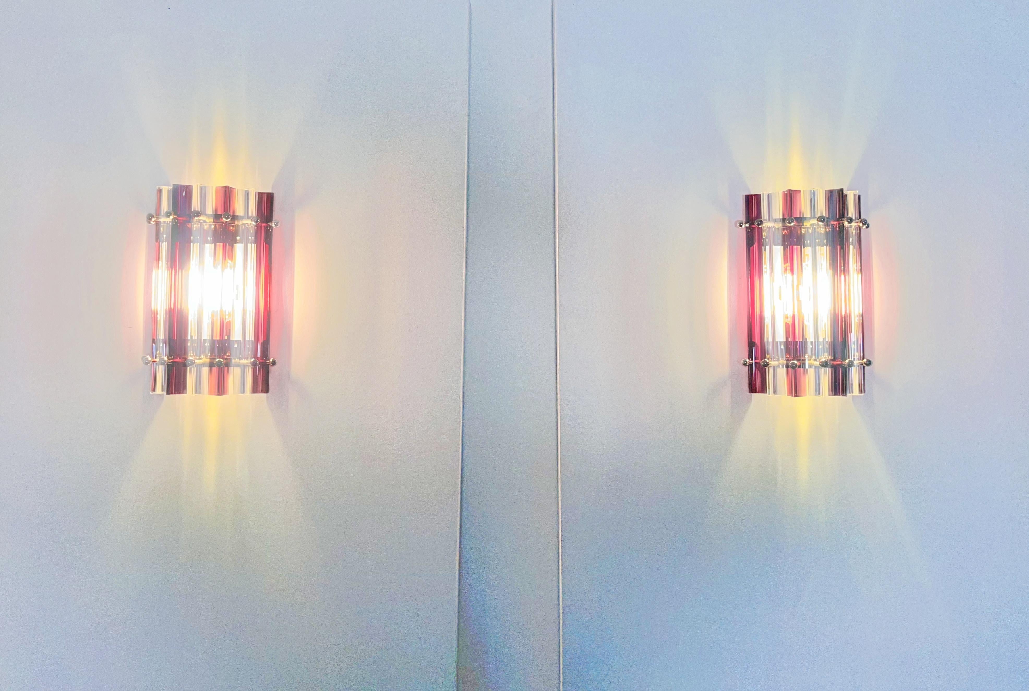 Pareja de apliques vintage de Murano - transparentes  y amatista triedri - Modelo de columna en venta 3