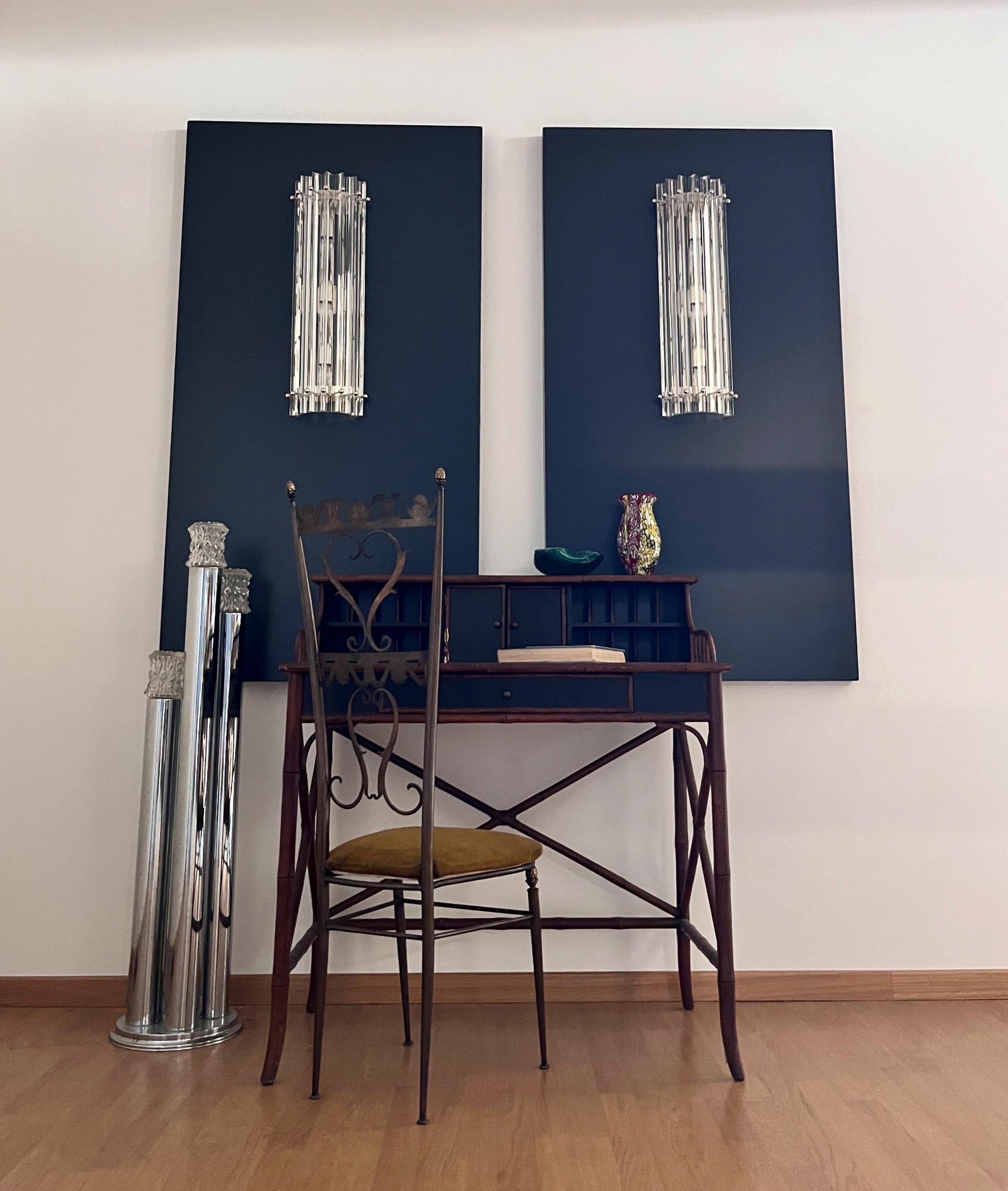 Mid-Century moderno Coppia di applique vintage di Murano - triedri trasparenti - modello a colonna in vendita