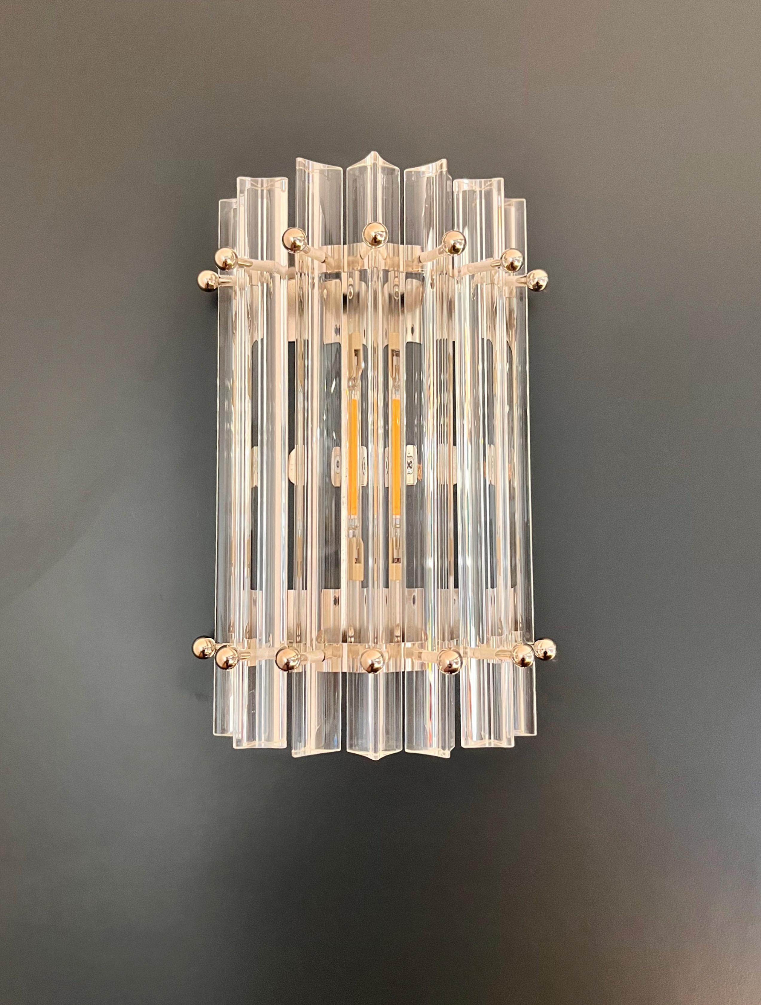 Galvanized Pair of vintage Murano wall sconce – clear triedri -Column model For Sale
