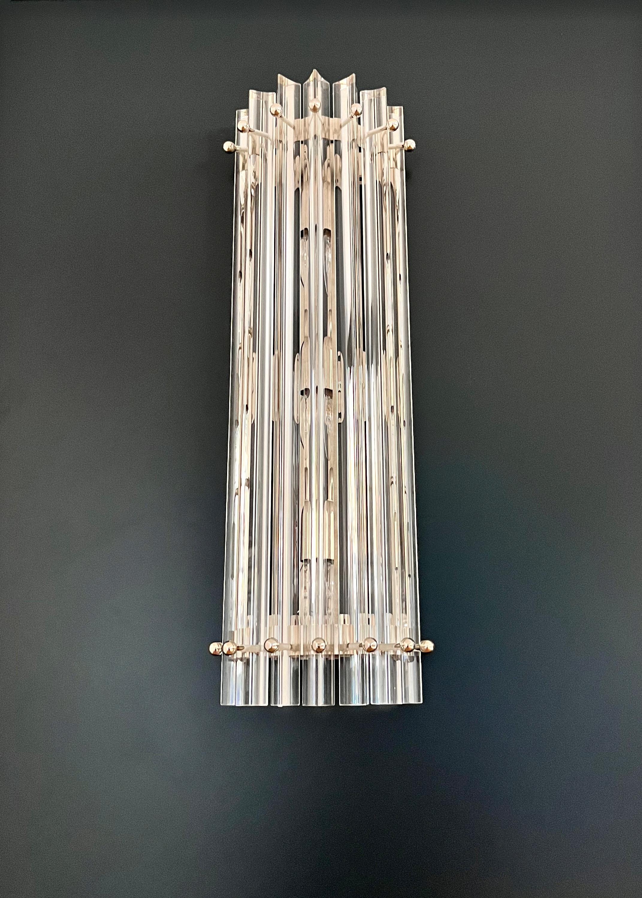 Vetro artistico Coppia di applique vintage di Murano - triedri trasparenti - modello a colonna in vendita