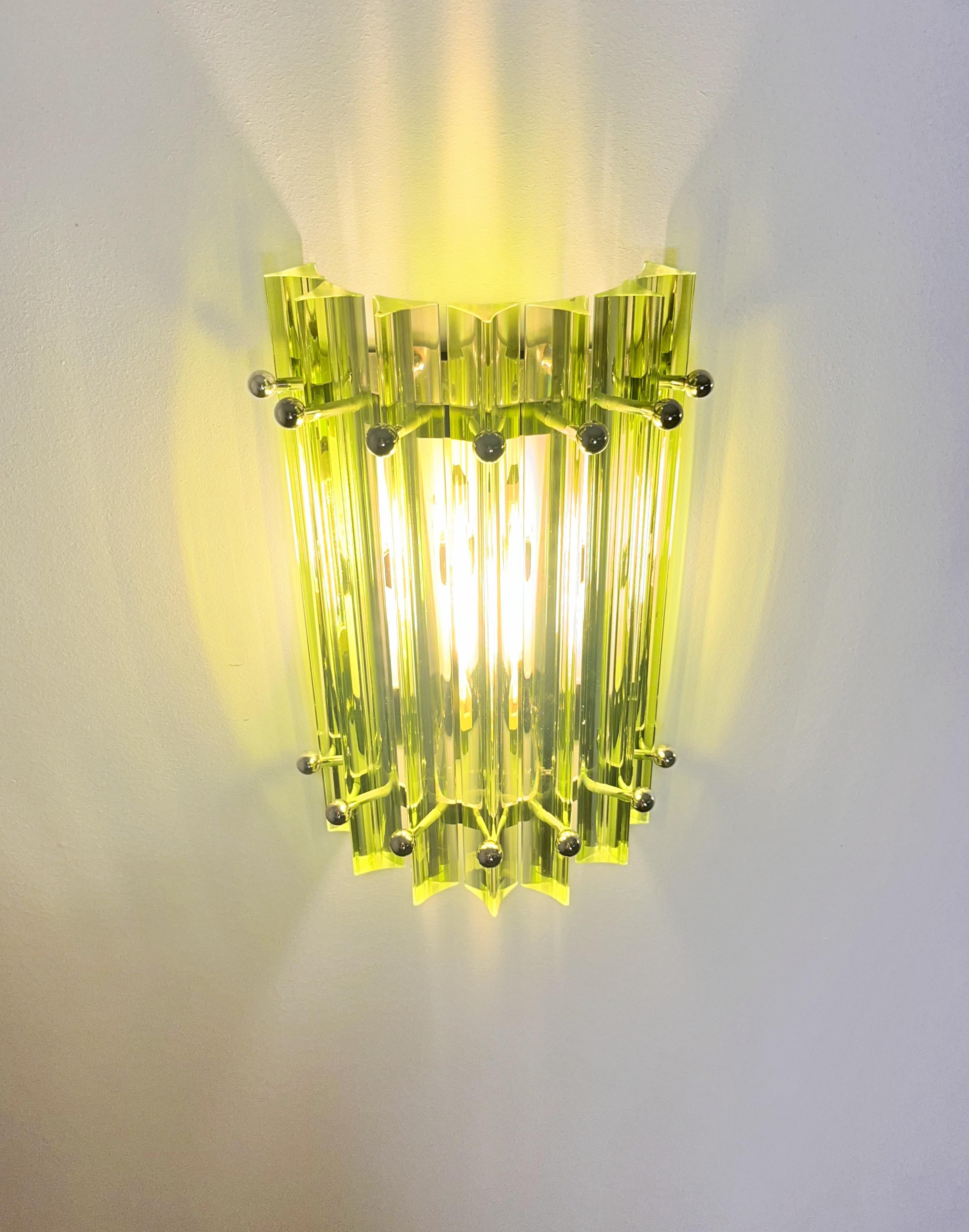 Pair of vintage Murano wall sconce – green triedri - Column model For Sale 8