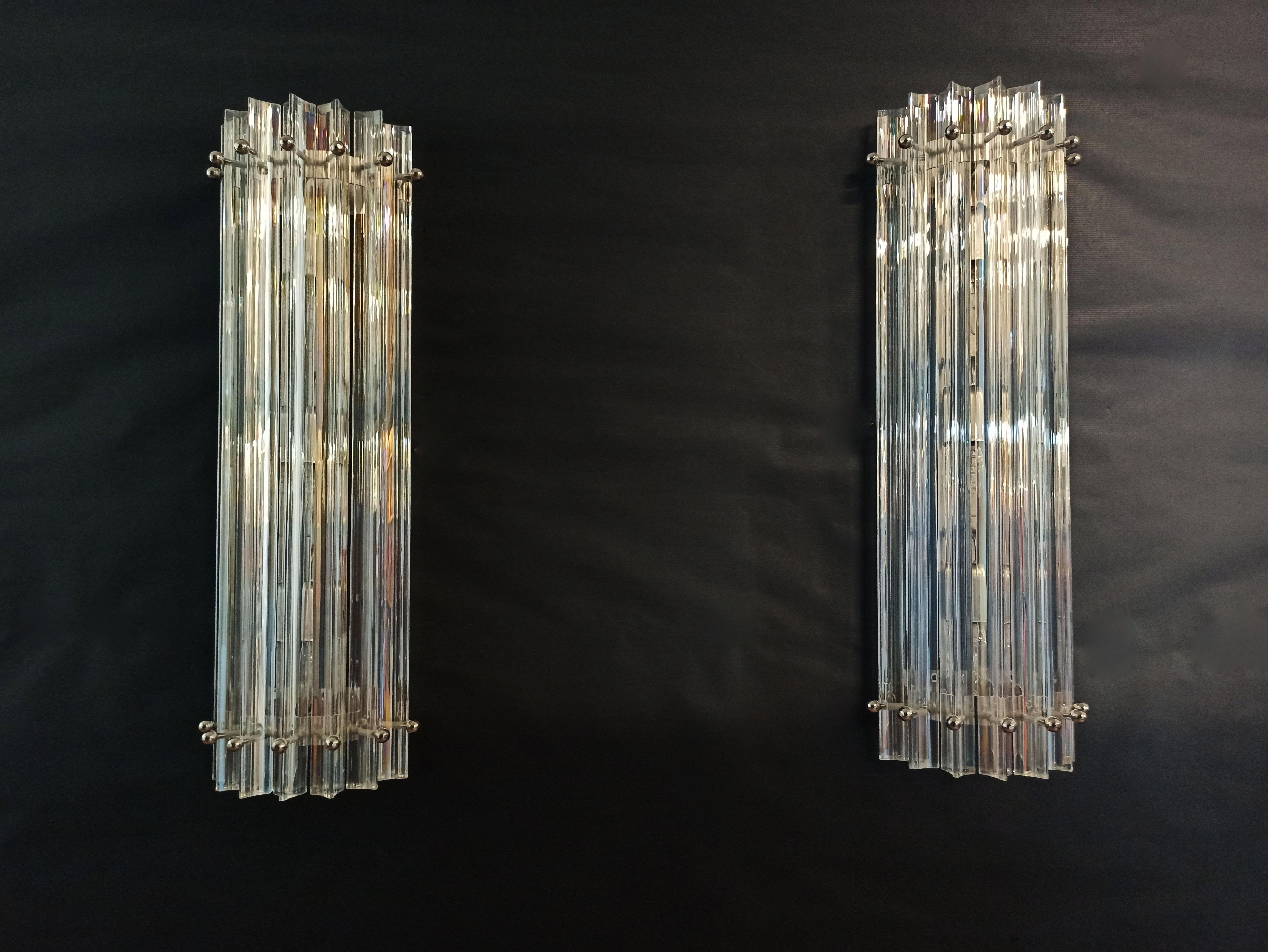 Mid-Century Modern Pair of vintage Murano wall sconce – iridescent triedri glass For Sale