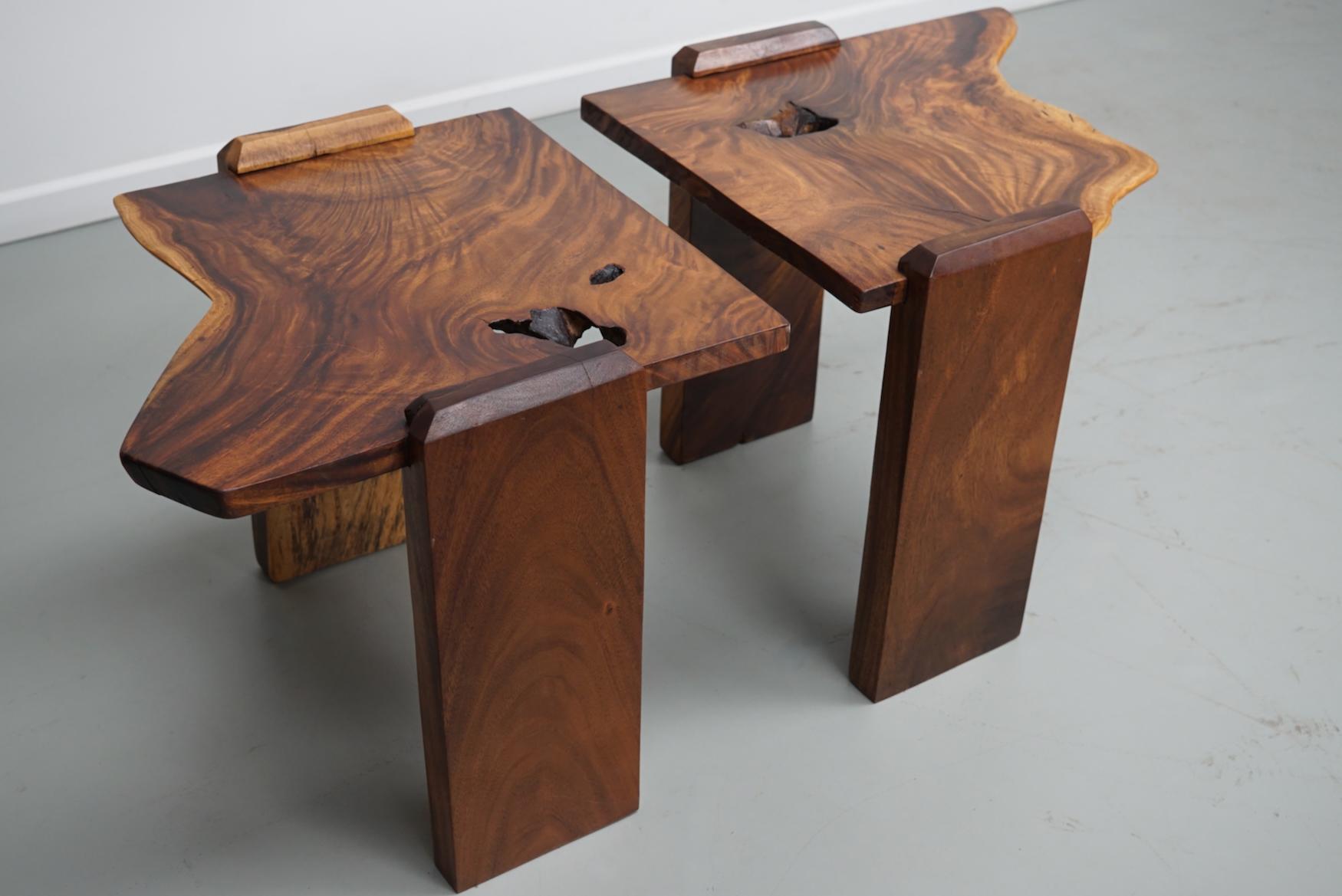 Pair of Vintage Natural Coffee Tables in Walnut, ca 1970/1980 For Sale 11