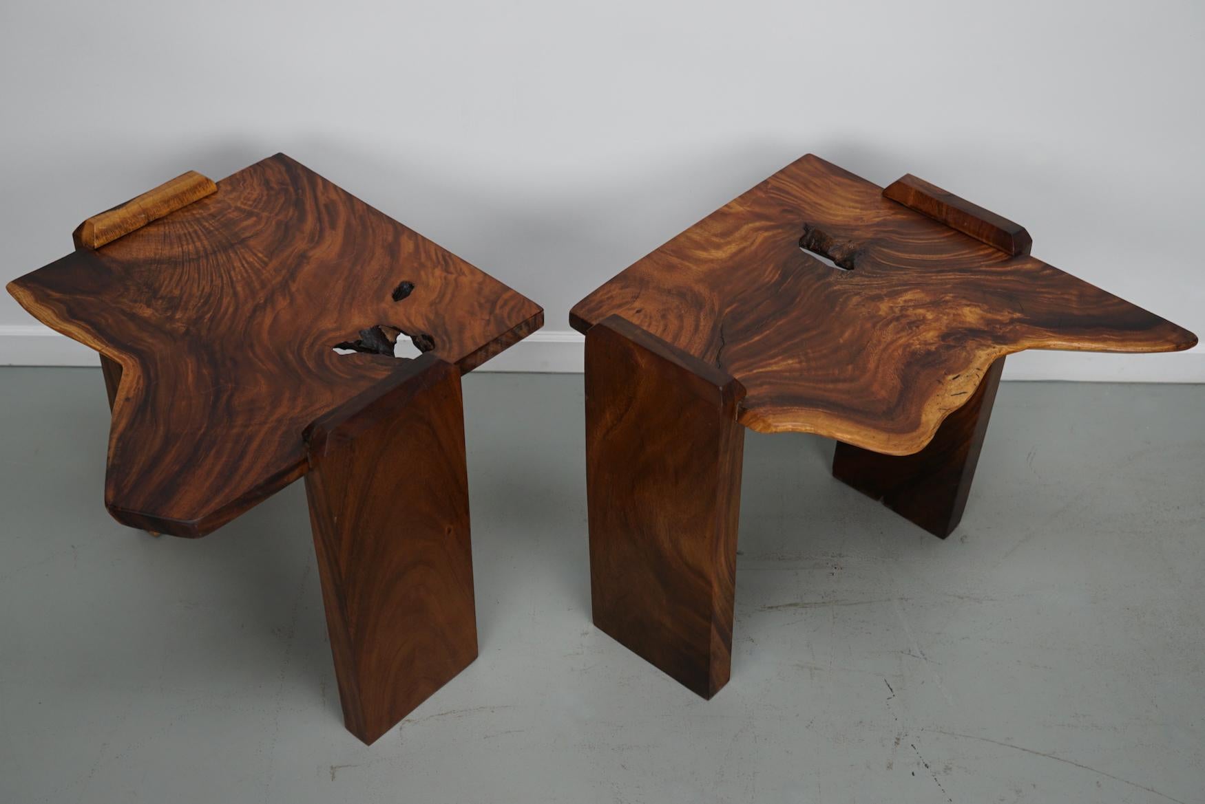 Pair of Vintage Natural Coffee Tables in Walnut, ca 1970/1980 For Sale 4