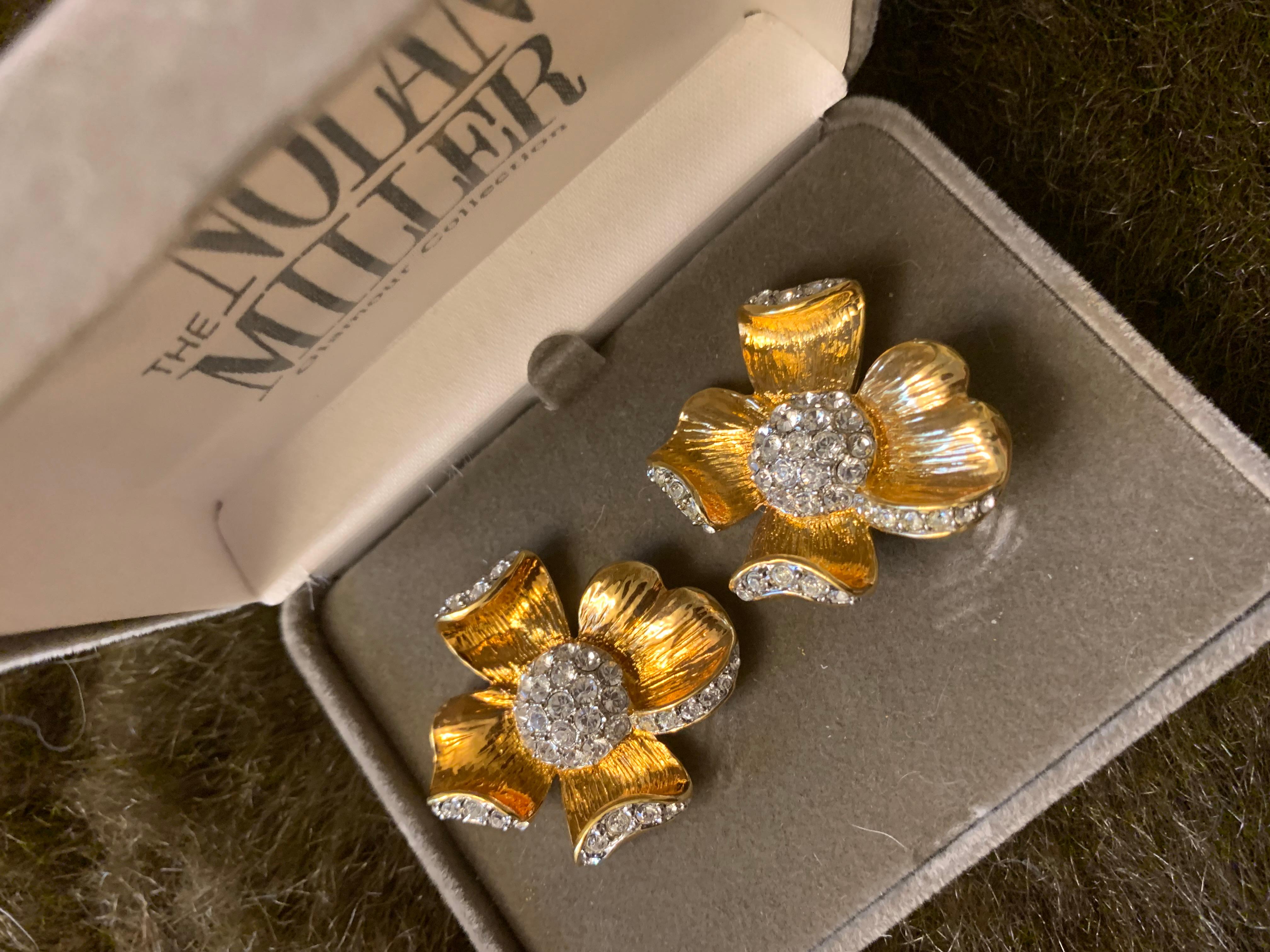 Romantic Pair of Vintage Nolan Miller Gold Plated and rhinestone Blossum Earrings NWB