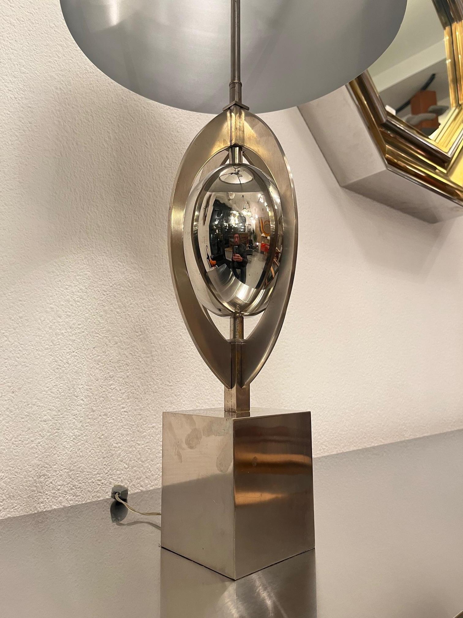 Paar Vintage-Tischlampen „Ogive“ aus Edelstahl von Maison Charles, ca. 1970er Jahre im Zustand „Gut“ im Angebot in Geneva, CH