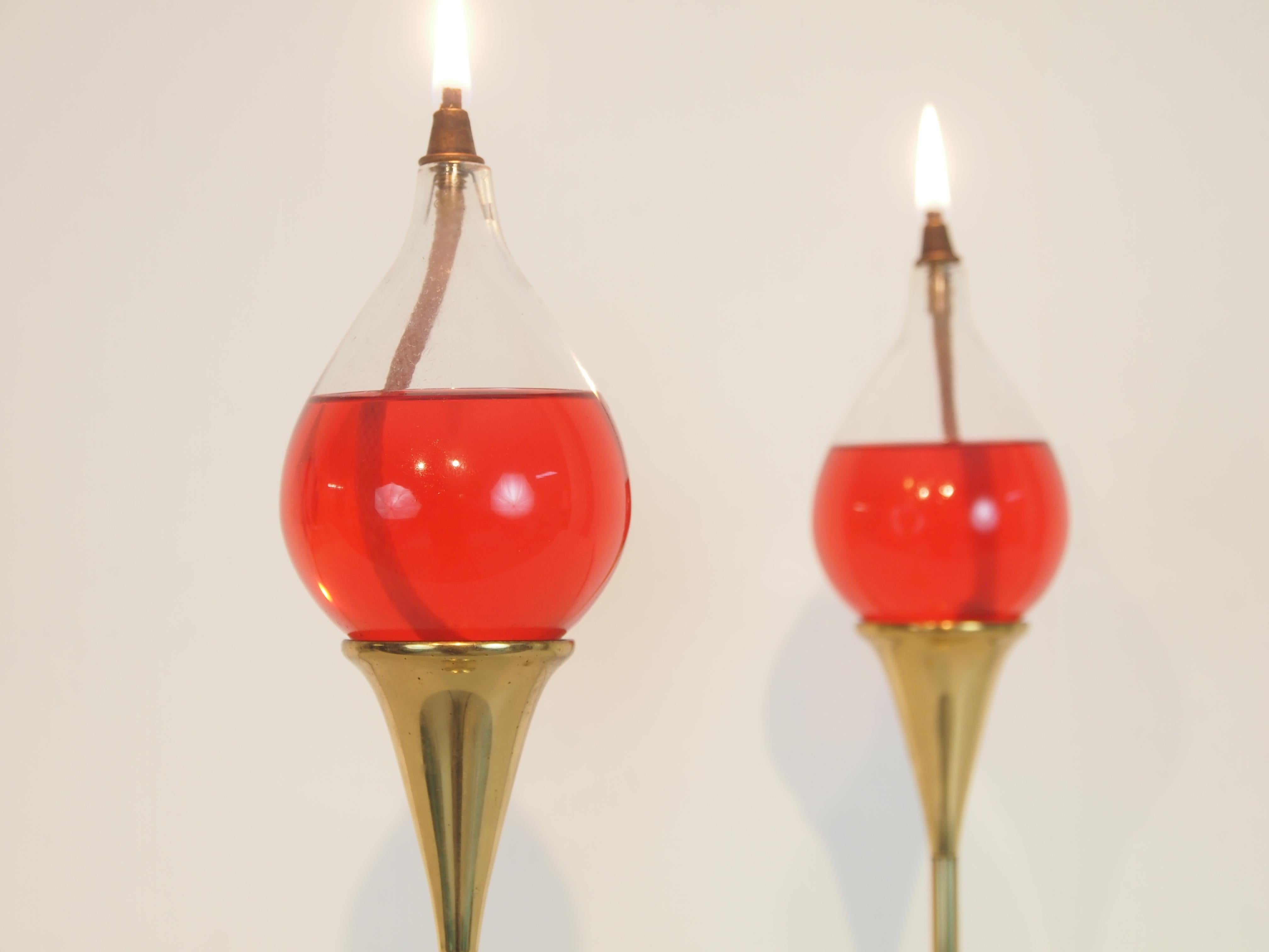 20th Century Pair of Vintage Oil Lamps 