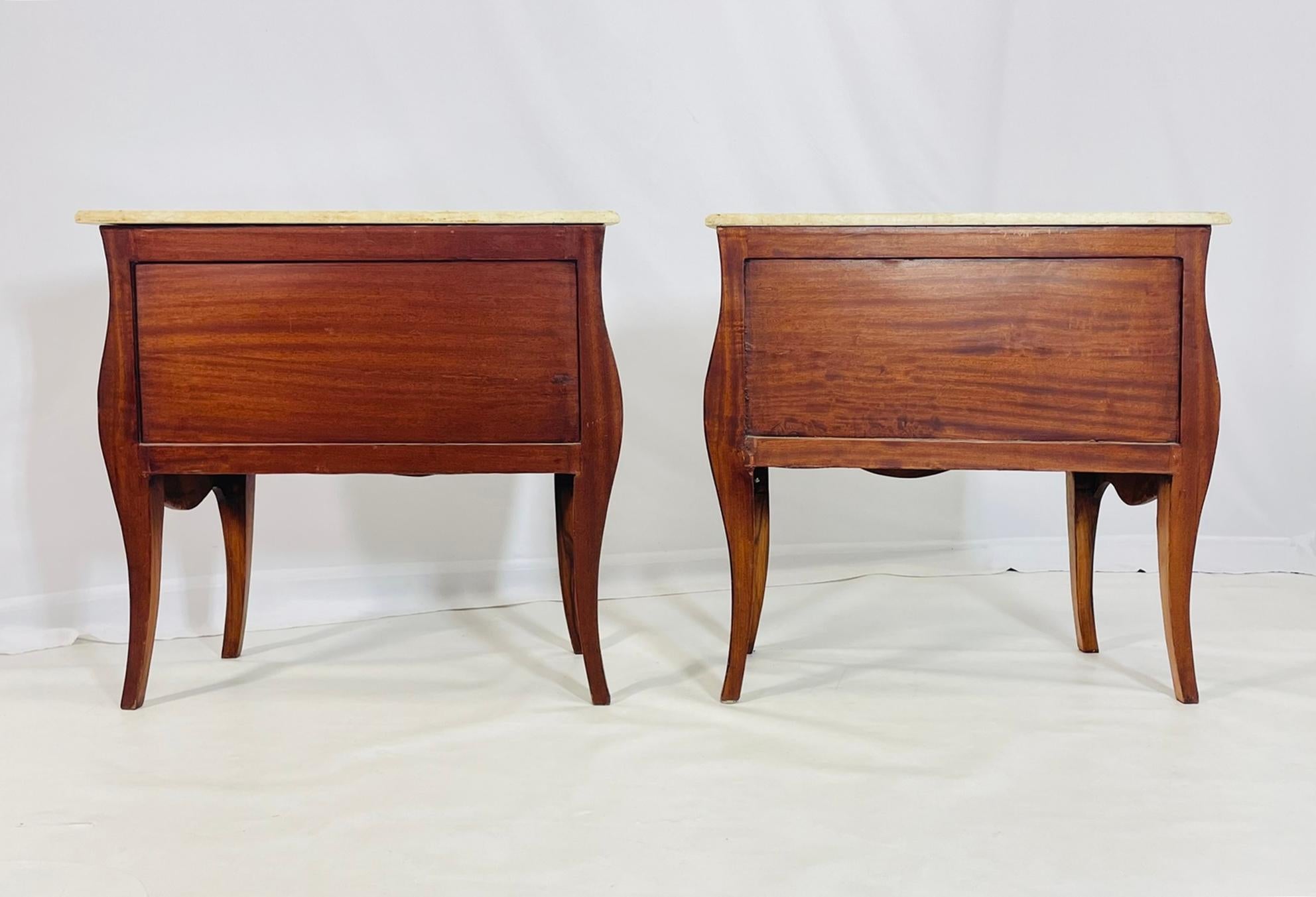 Par de Vintage  Cómodas Bombay de Madera de Olivo, Italia 1900 2
