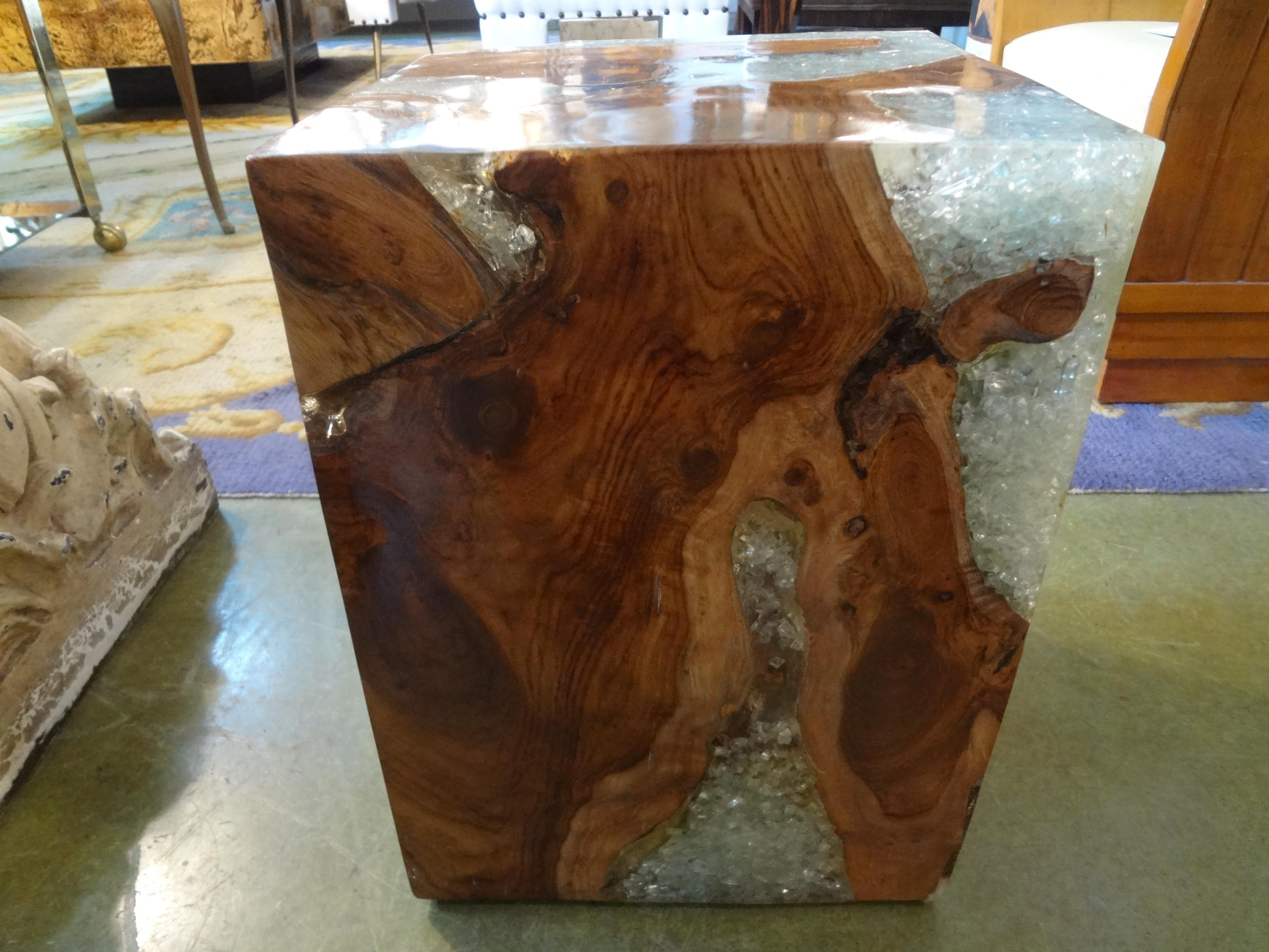 Pair of Vintage Organic Modern Fractal Resin and Wood Cube Tables For Sale 4
