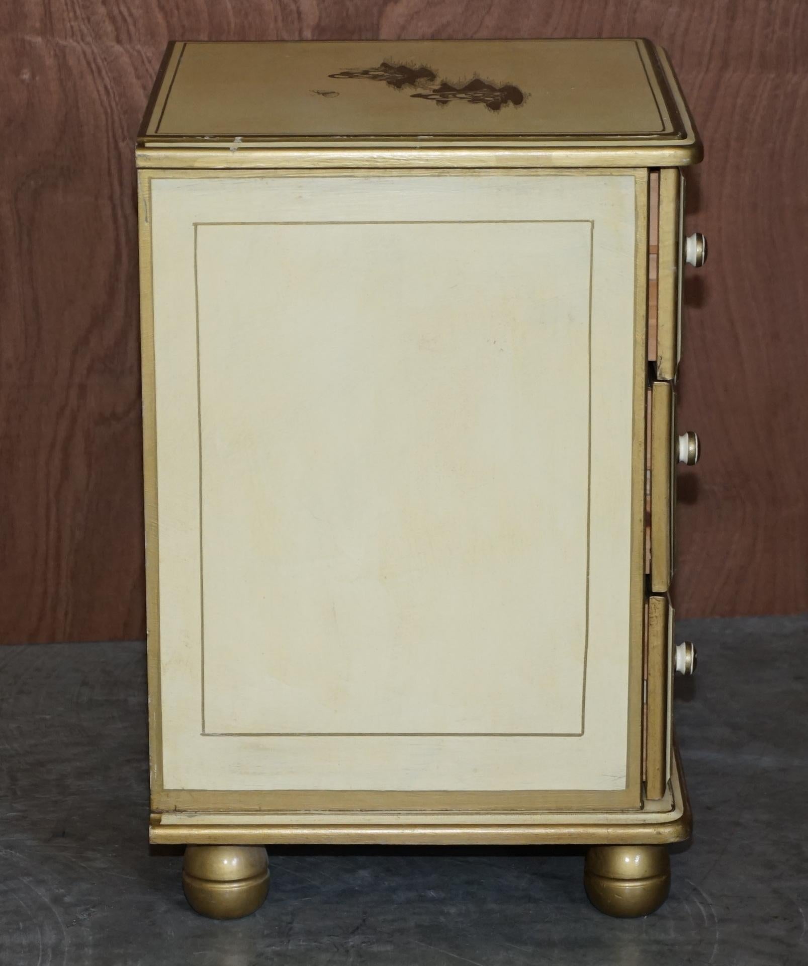 Pair of Vintage Oriental Chinese Cream & Gold Leaf Painted Bedside Table Drawers For Sale 11