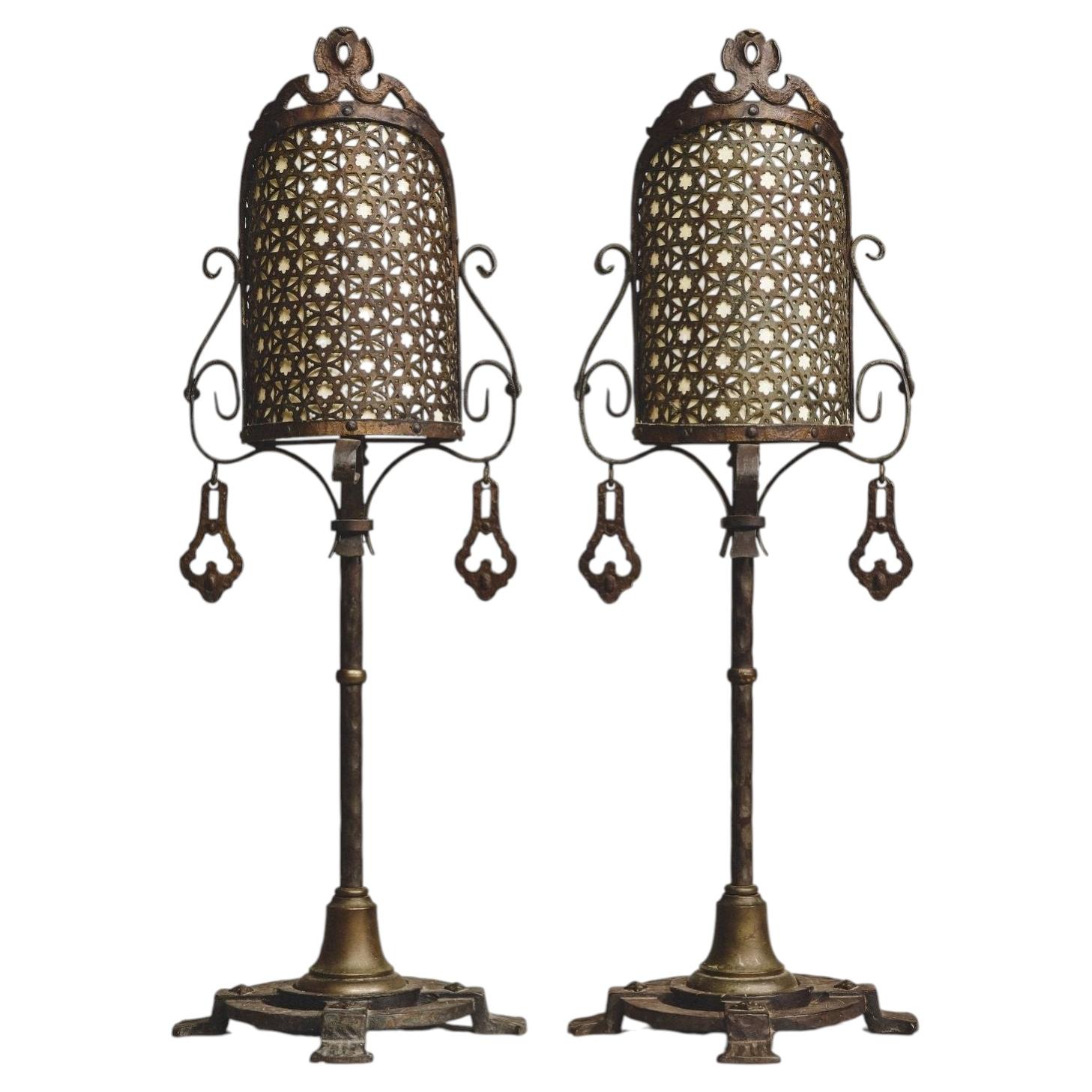 Pareja de lámparas vintage estilo Oscar Bach en venta