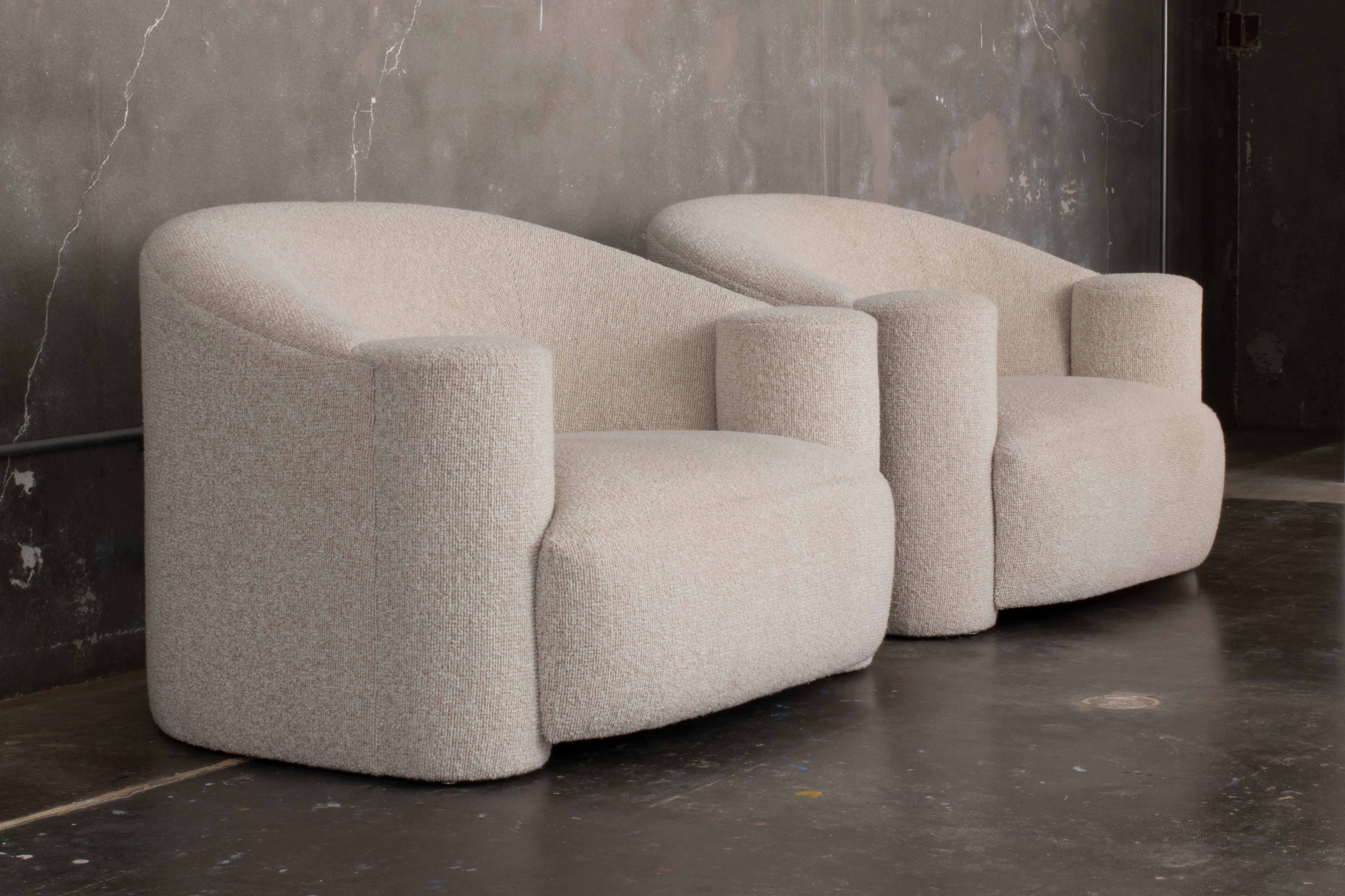 Paar übergroße Vintage-Loungesessel aus dem Wave House im Angebot 6