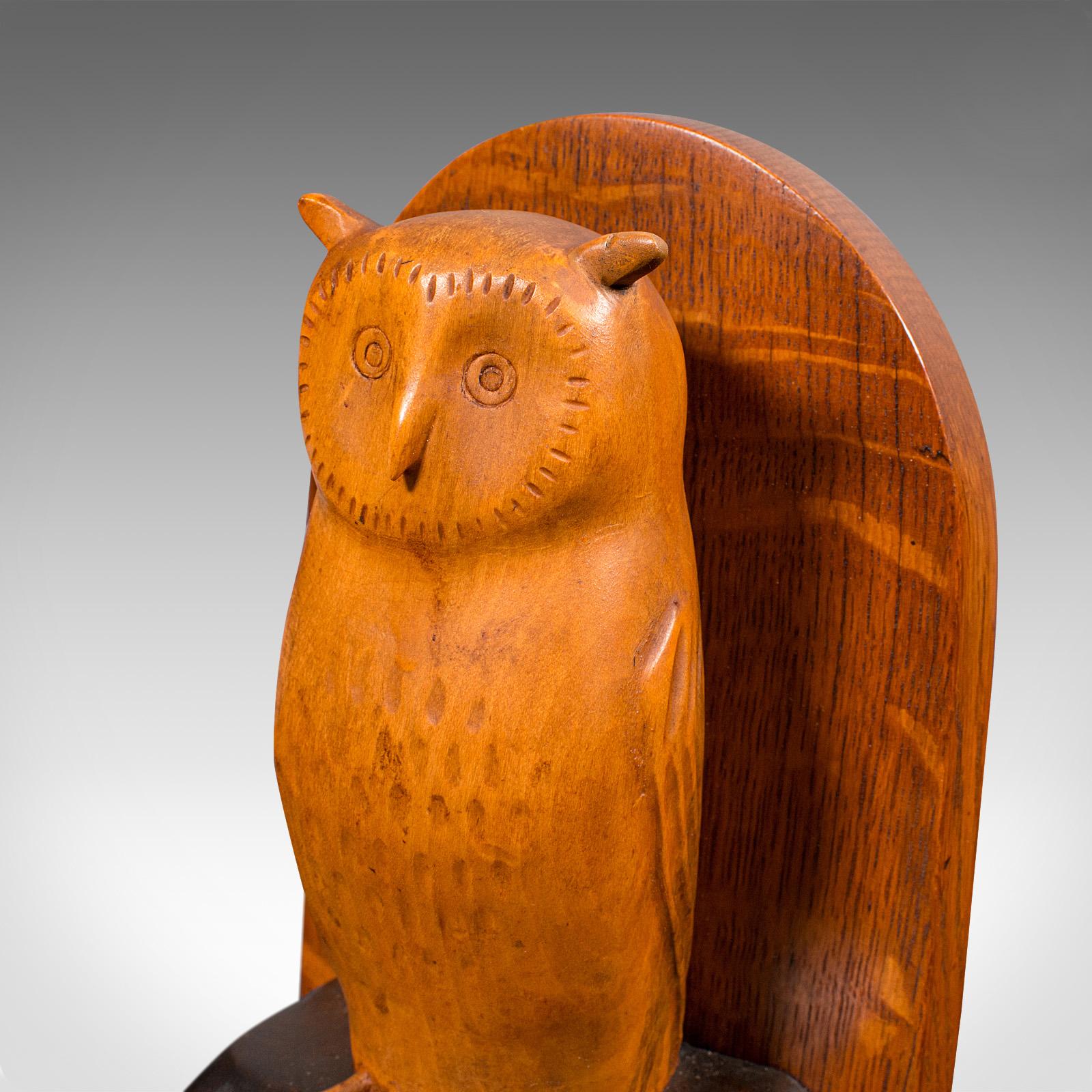 Pair of Vintage Owl Figure Bookends, English, Carved Oak Book Rest, Circa 1970 For Sale 1