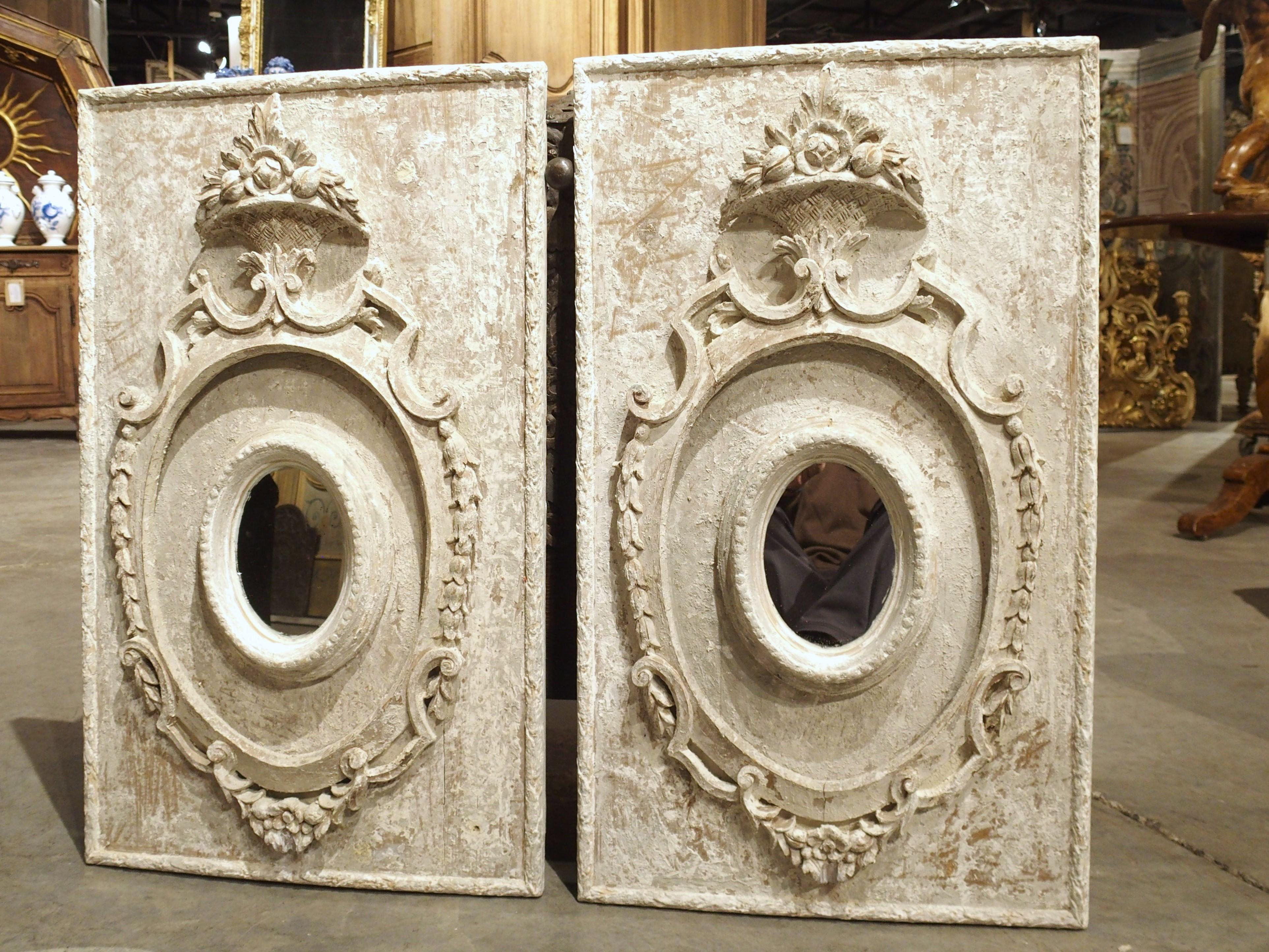 Pair of Vintage Painted Cartouche Panels with Oval Mirrors from Florence, Italy For Sale 10