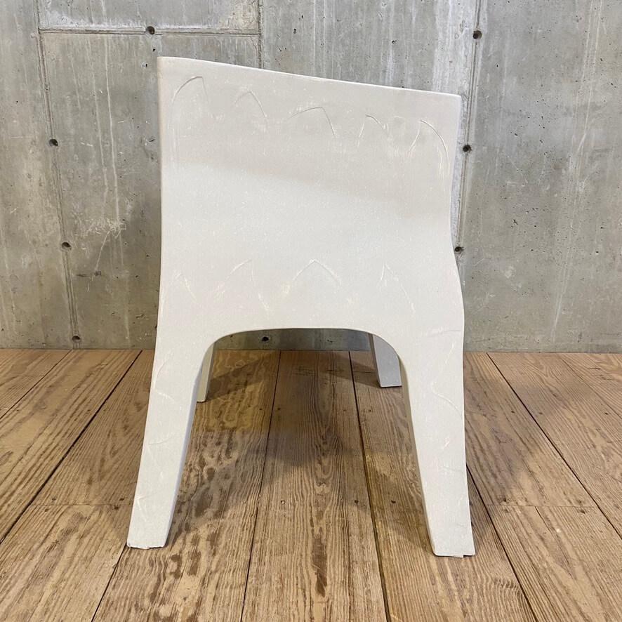 Paar Vintage gemalt geschnitzt Wood Armchairs (Geschnitzt) im Angebot