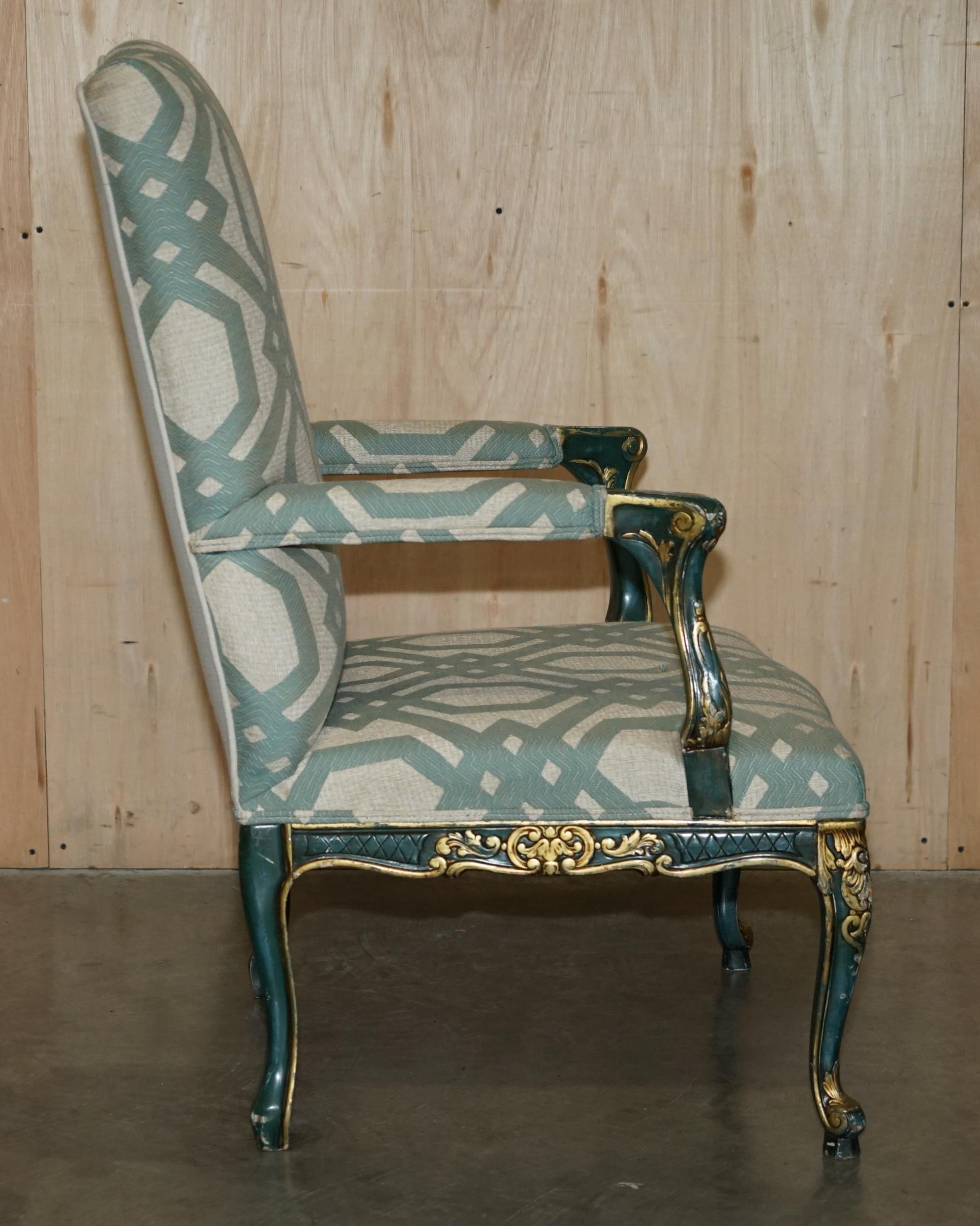 PAIR OF ViNTAGE PAINTED GREEN FRENCH FRATELLI ARMCHAIRS ORNATELY CARVED FRAMES For Sale 4