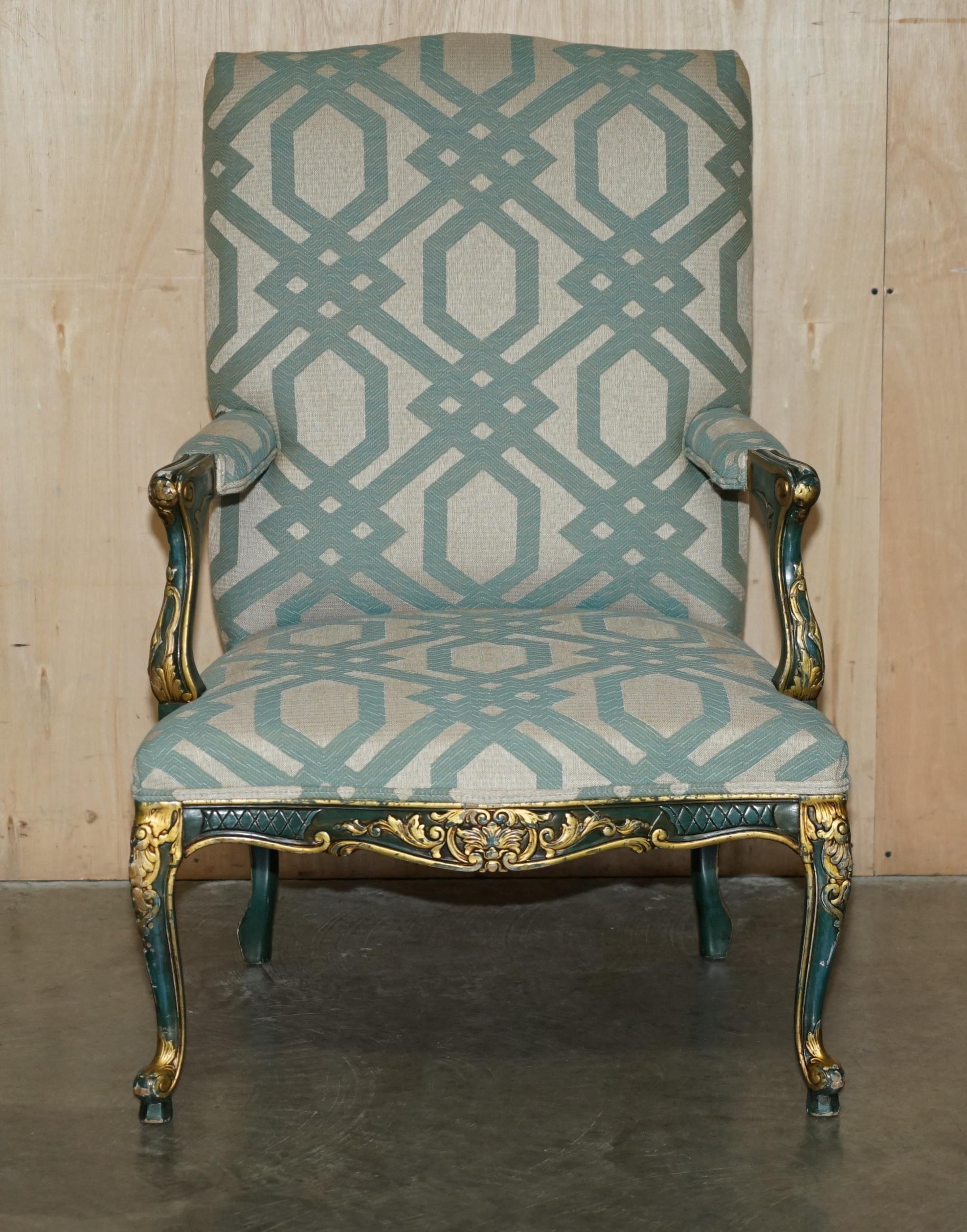 PAIR OF ViNTAGE PAINTED GREEN FRENCH FRATELLI ARMCHAIRS ORNATELY CARVED FRAMES For Sale 12