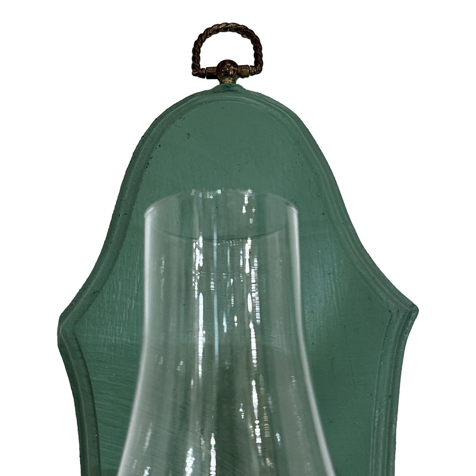 Pair of Vintage Painted Sconces In Good Condition For Sale In New York, NY