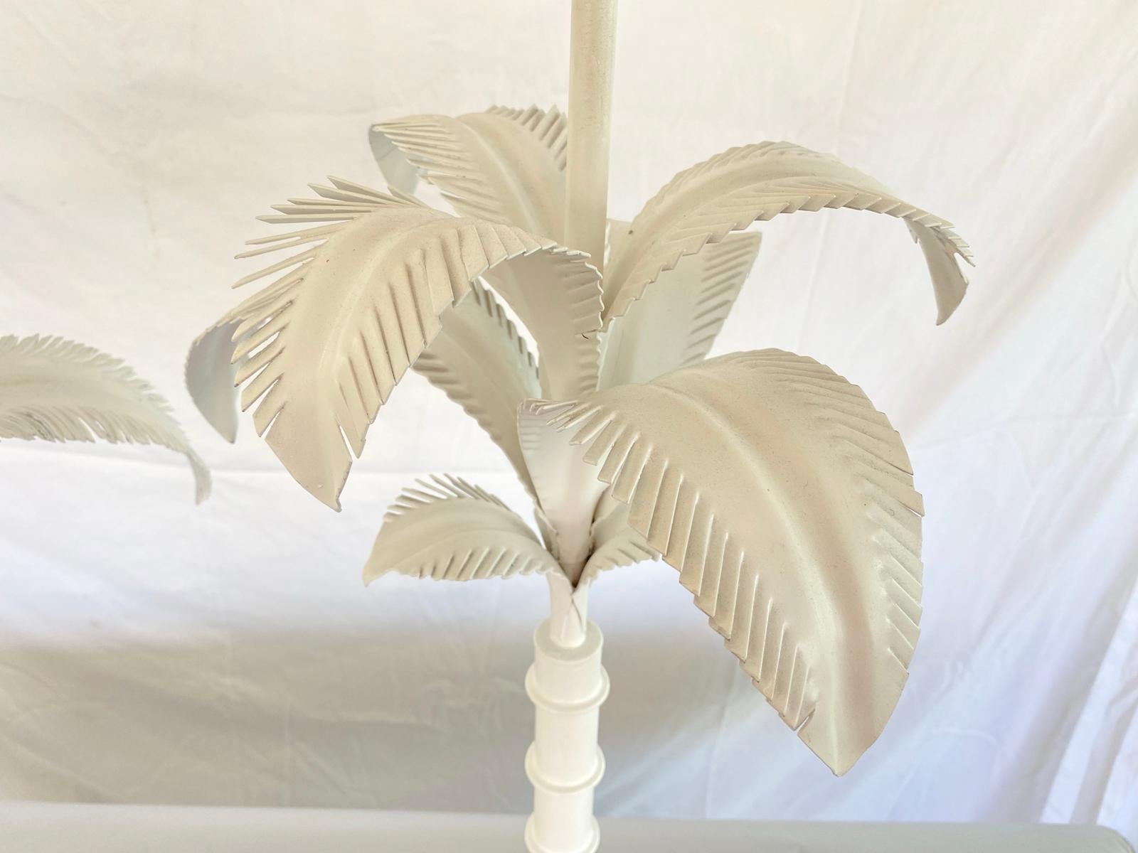 Italian Pair of Vintage Painted Tole Palm Tree Lamps For Sale