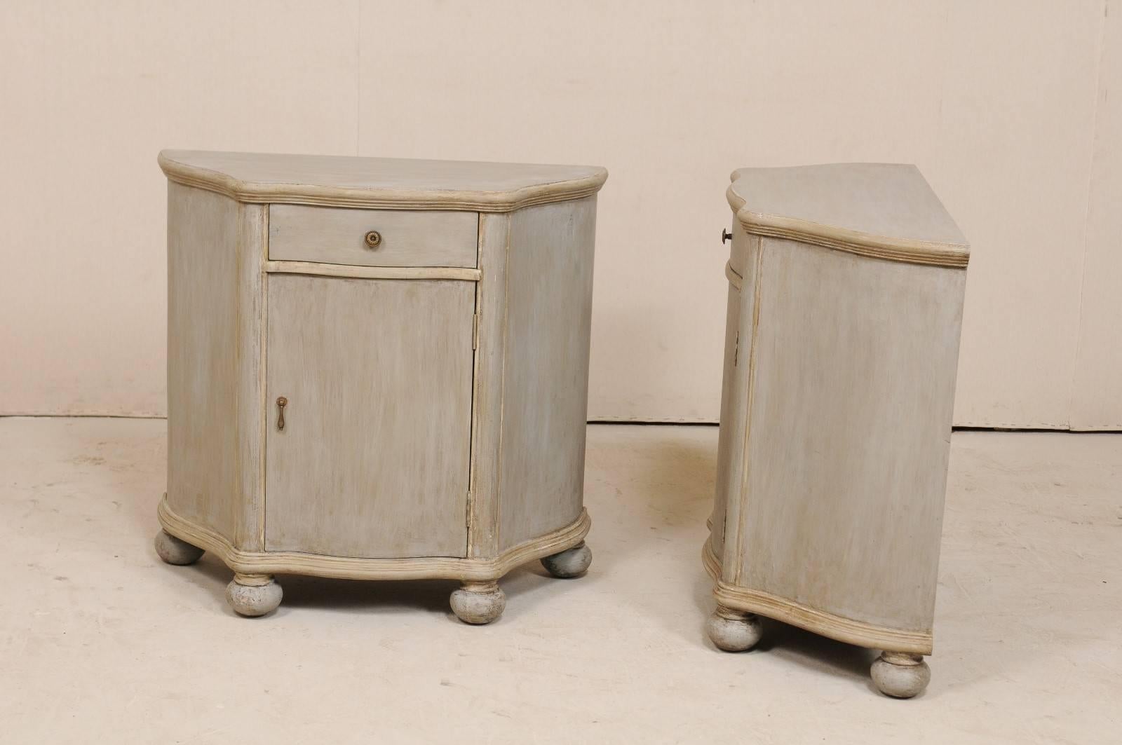 20th Century Pair of Vintage Painted Wood Demi-Styled Cabinets on Rounded Bun Feet