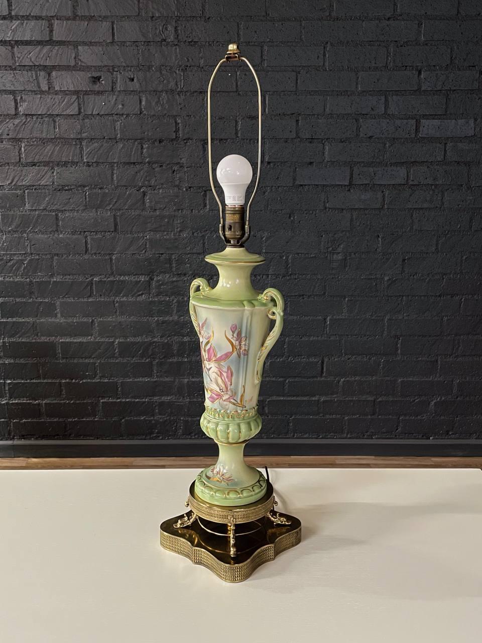 American Pair of Vintage Pair of Green Porcelain Urn Shape Table Lamps For Sale