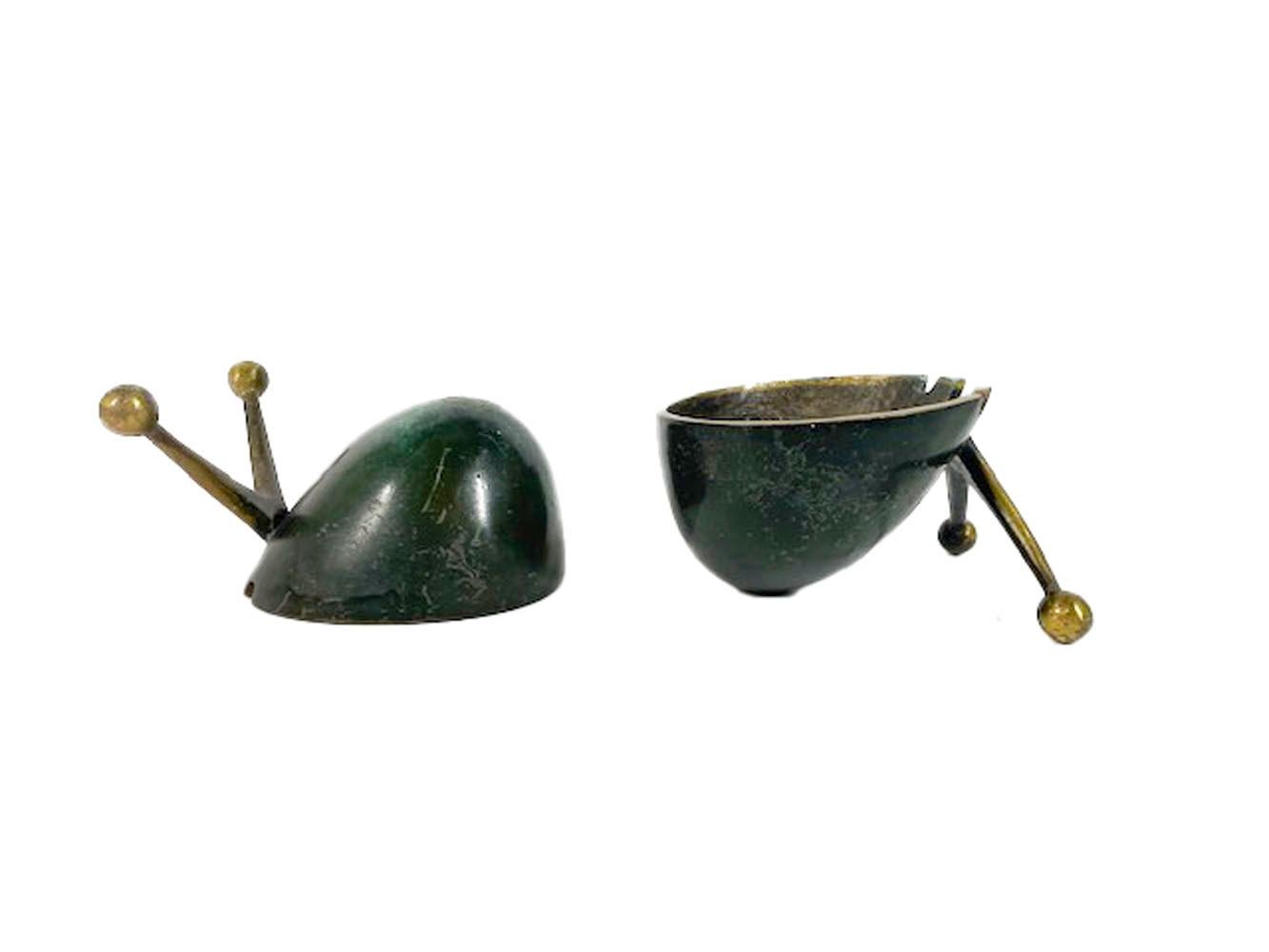 Pair of Vintage Pal-Bell Cast Bronze Stylized Snail Ashtrays with Green Patina In Good Condition For Sale In Nantucket, MA